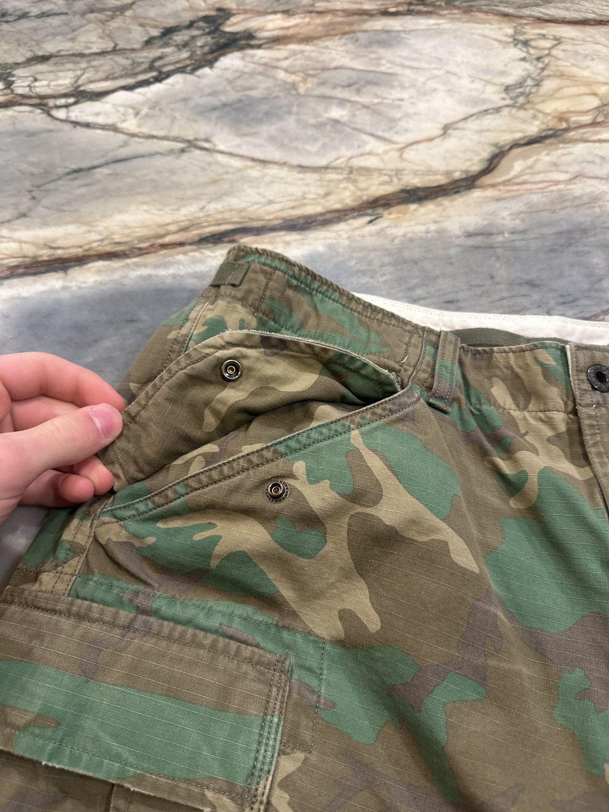 Polo Ralph Lauren Polo Ralph Lauren Camo Shorts Size US 33 - 3 Thumbnail