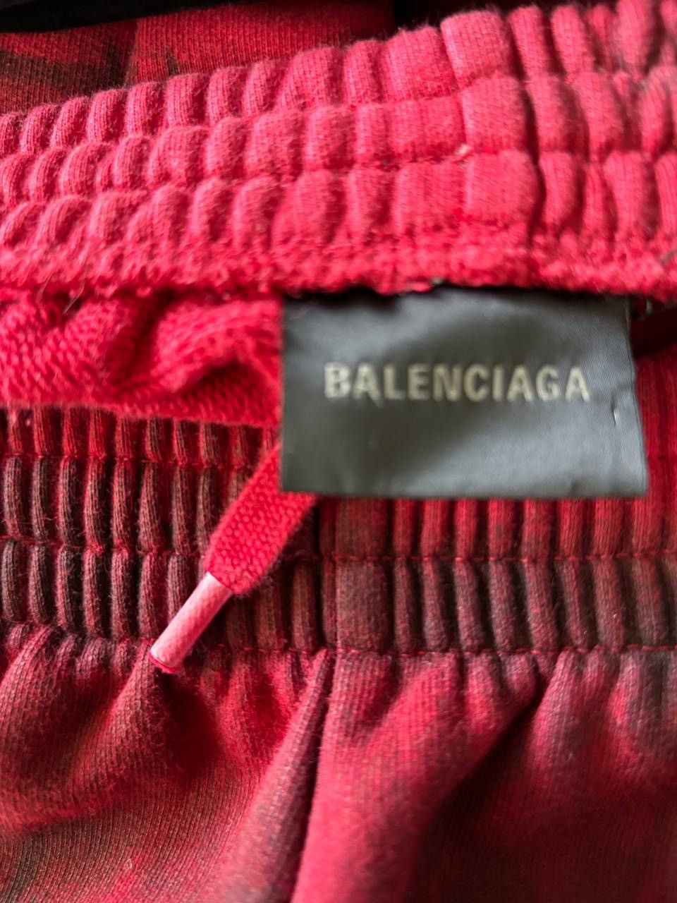 Balenciaga Graffiti Skater Print Sweatpants in Red Size US 32 / EU 48 - 3 Thumbnail