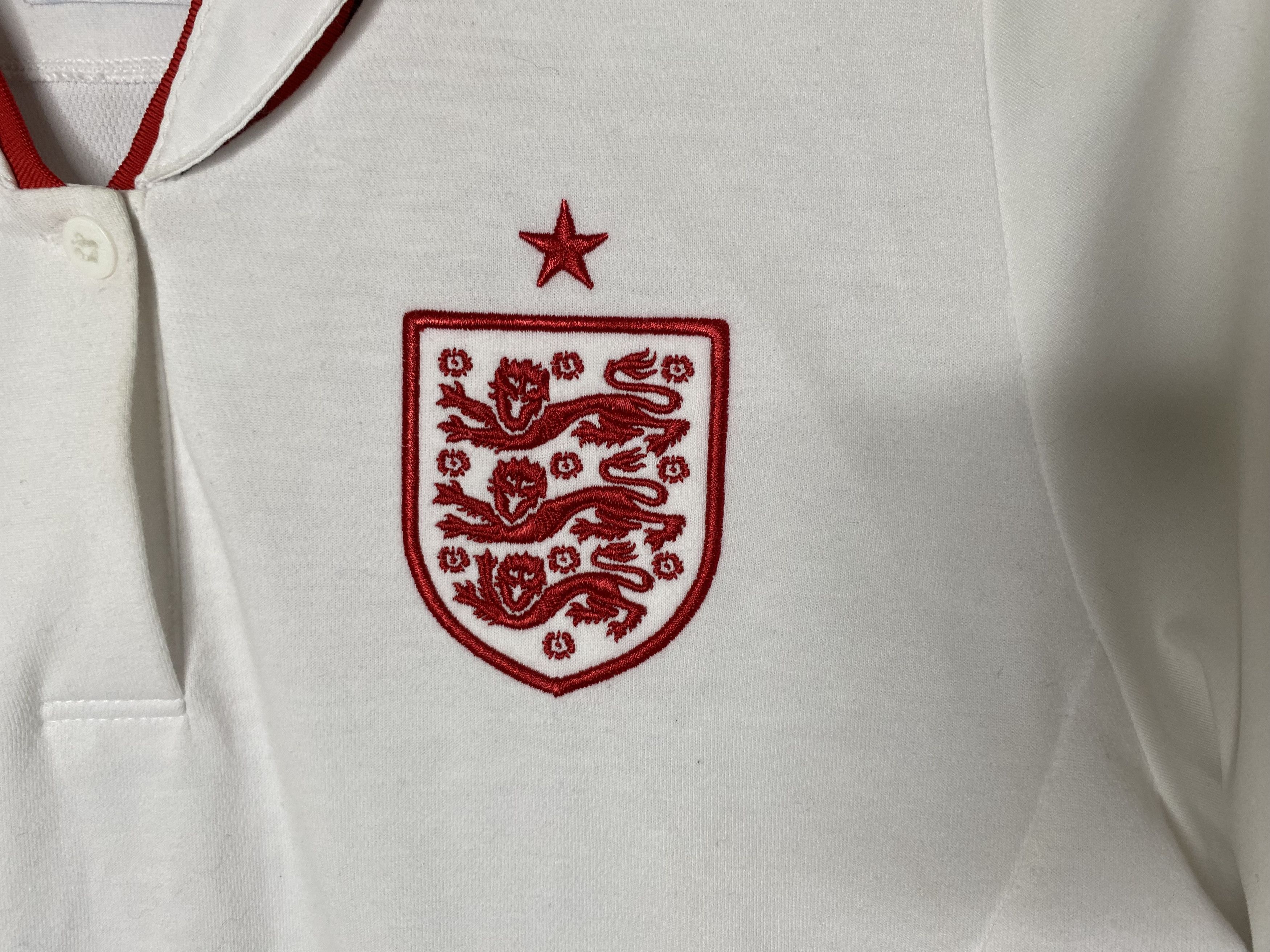 Umbro × Vintage ENGLAND 2012 2013 HOME WOMENS FOOTBALL SHIRT SOCCER JERSEY Size L / US 10 / IT 46 - 3 Thumbnail