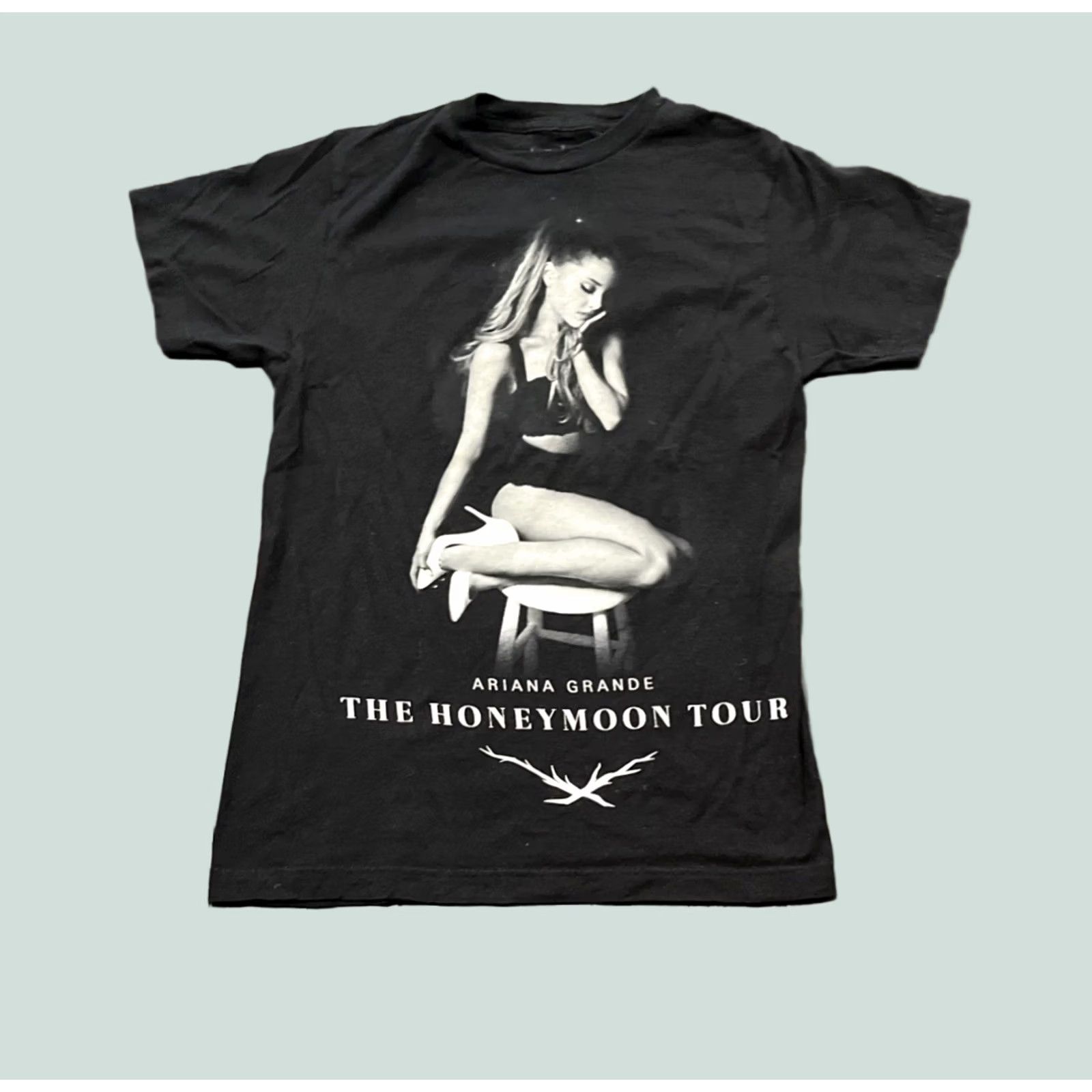 Ariana Grande Honeymoon Tour Shirt | Grailed