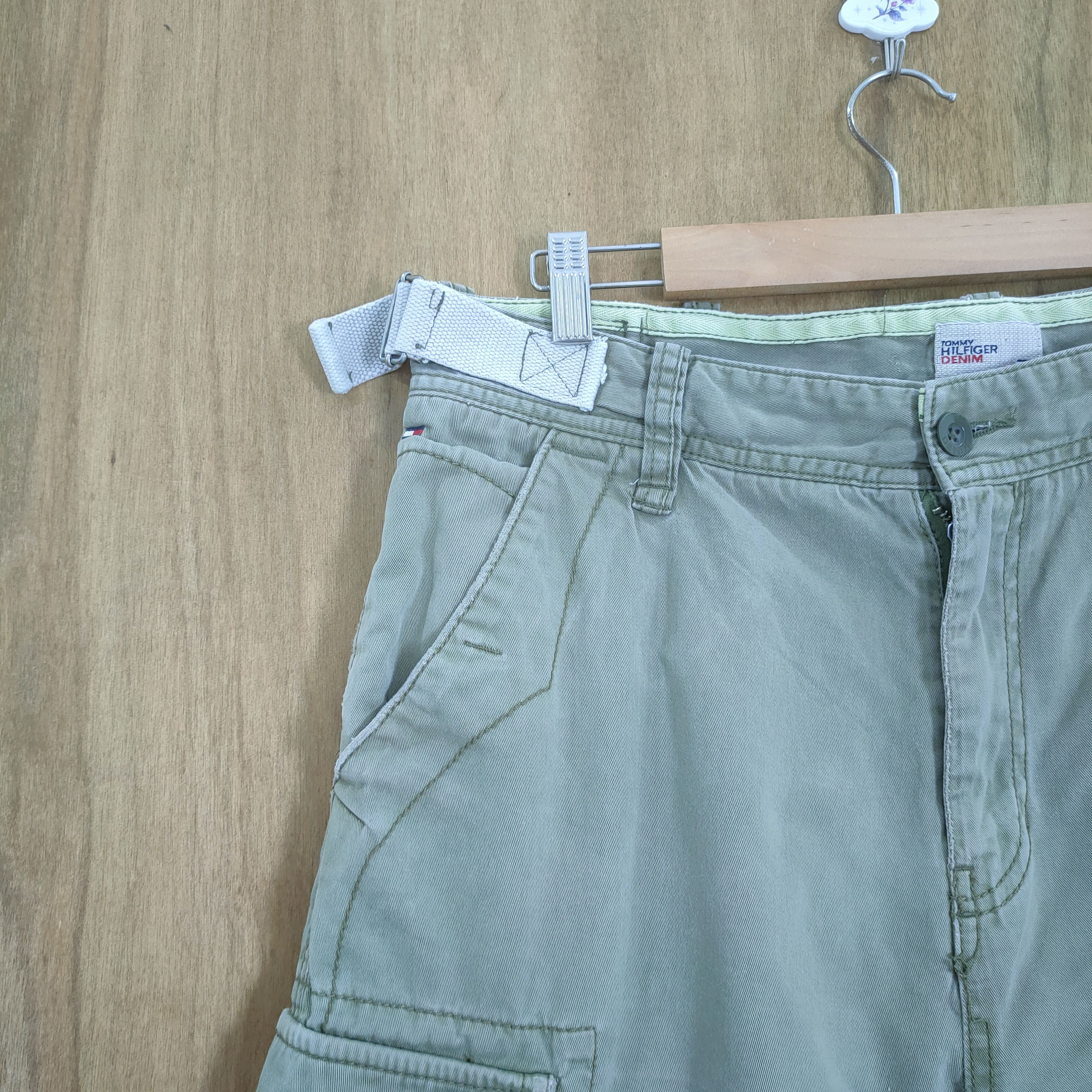 Tommy Hilfiger VINTAGE TOMMY HILFIGER DENIM DISTRESSED CARGO PANTS Size US 34 / EU 50 - 5 Thumbnail