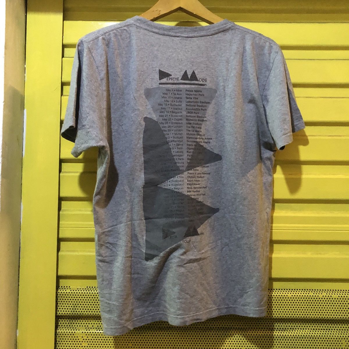 Band Tees Depeche Mode tour tee Size US M / EU 48-50 / 2 - 4 Thumbnail