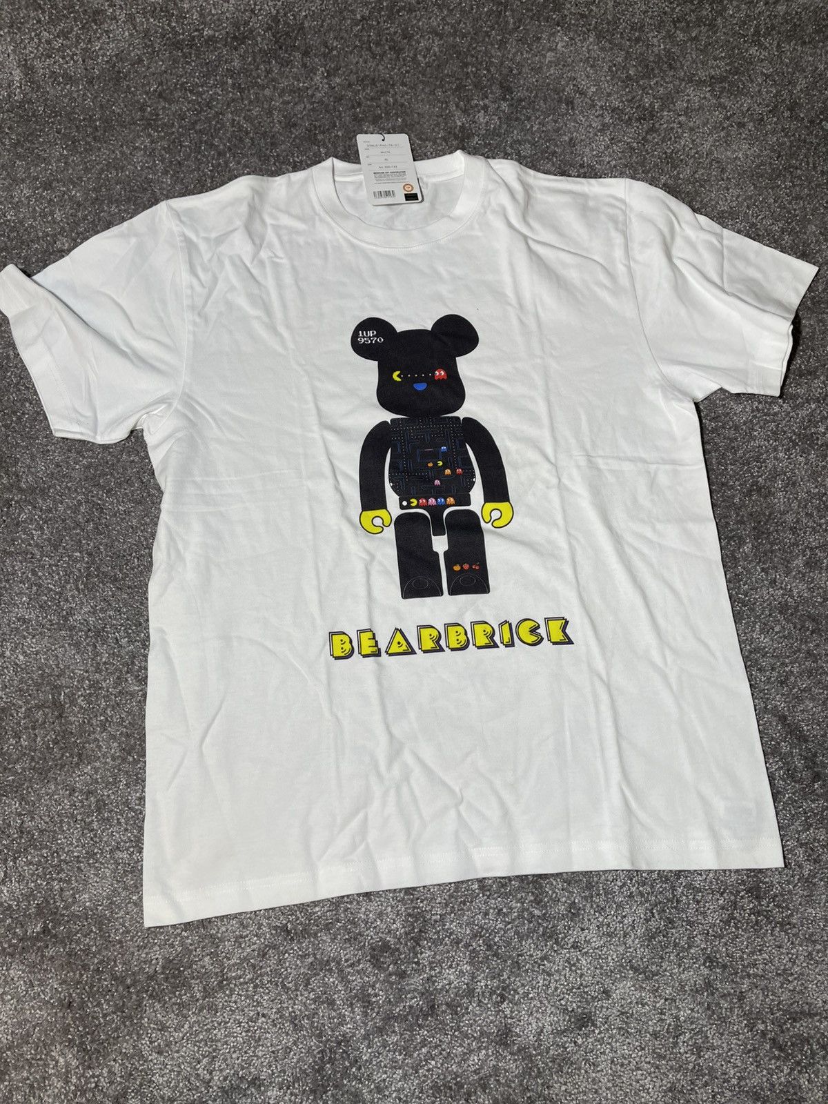 Medicom Toy BE@RBRICK X Pac Man 40th Anniversary T-Shirt White XL NWT Size US XL / EU 56 / 4 - 1 Thumbnail
