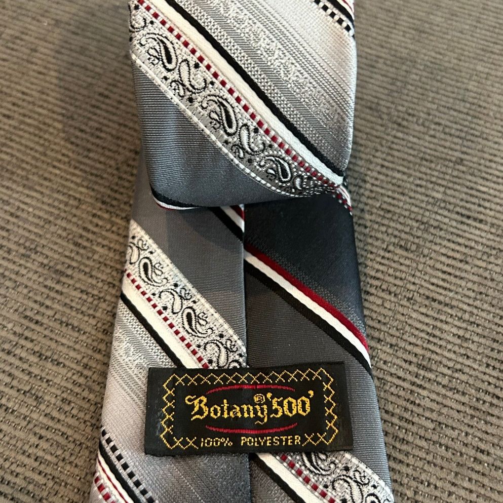 Botany 500 Vintage Botany 500 Silk Tie 80s Geometric Pattern USA Made Size ONE SIZE - 6 Thumbnail