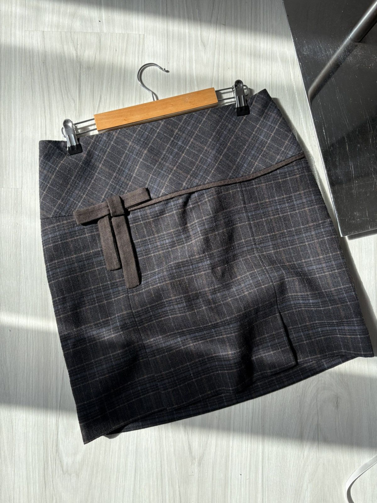 Vintage Herry wool skirt Size 26" / US 2 / IT 38 - 1 Thumbnail