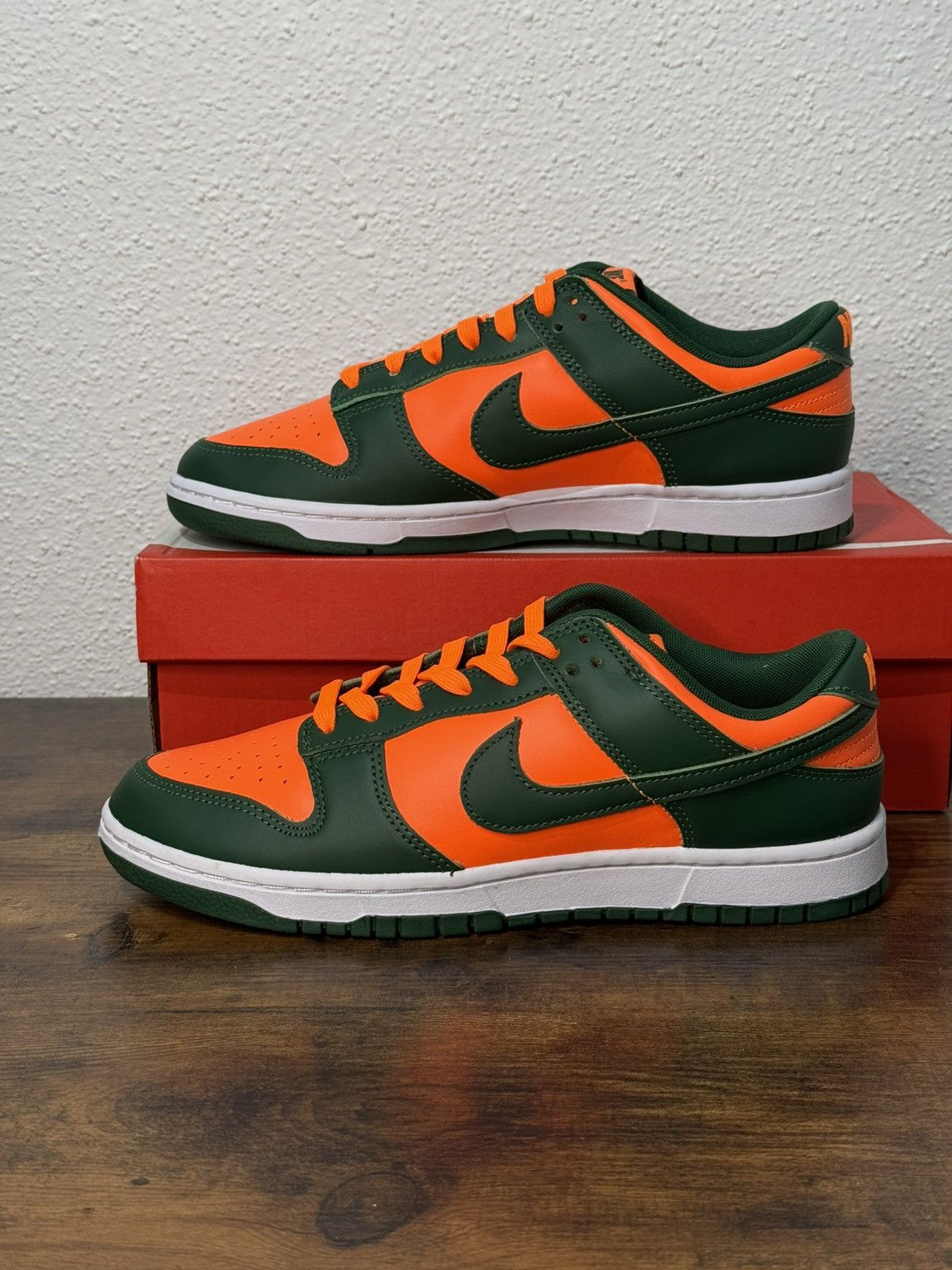 Nike Nike Dunk Low Miami Hurricanes size 9 Size US 9 / EU 42 - 9 Thumbnail