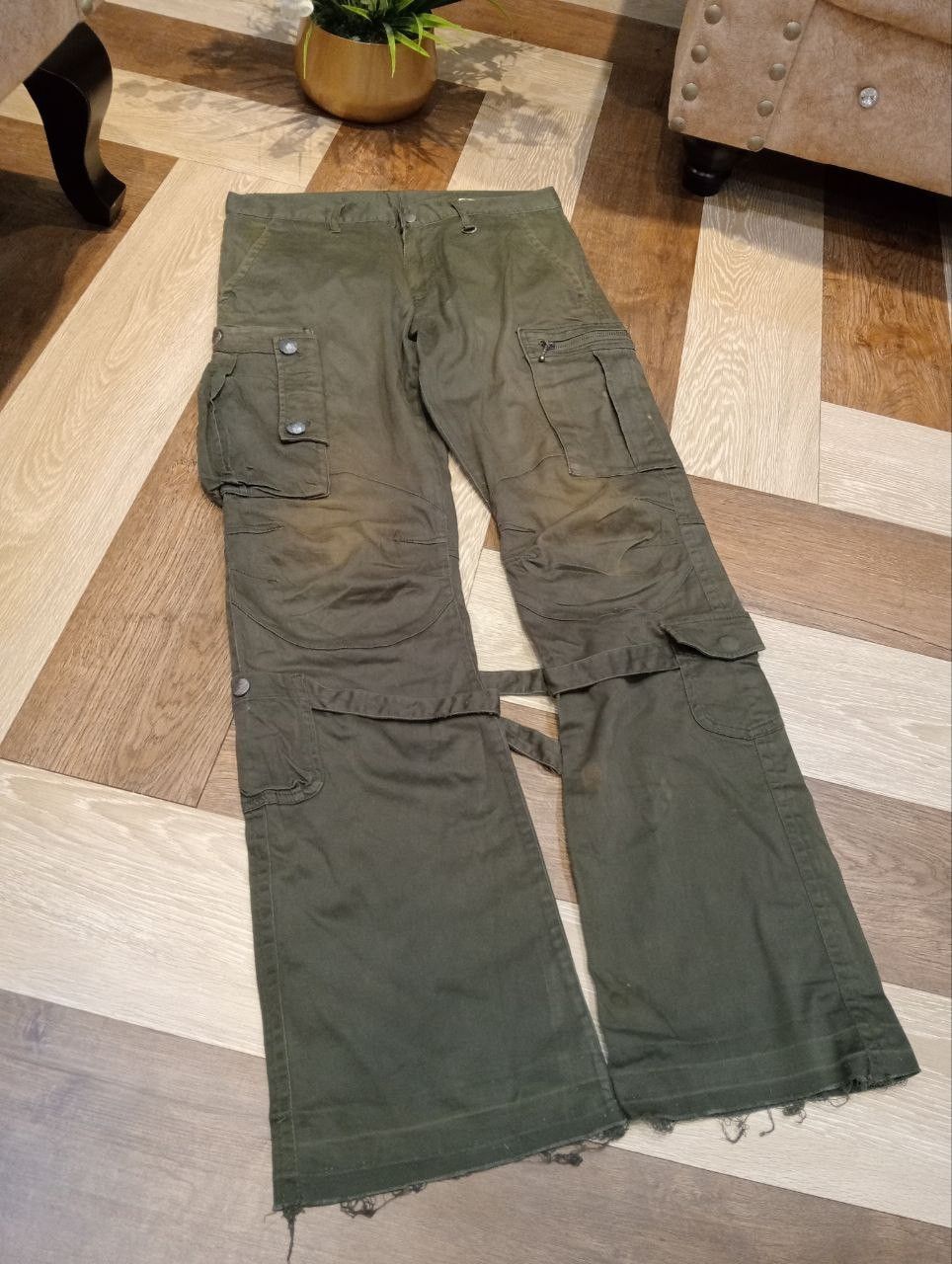 semanticdesign SEMANTIC DESIGN FADED GREEN BANDAGE PANTS Size US 31 - 3 Thumbnail