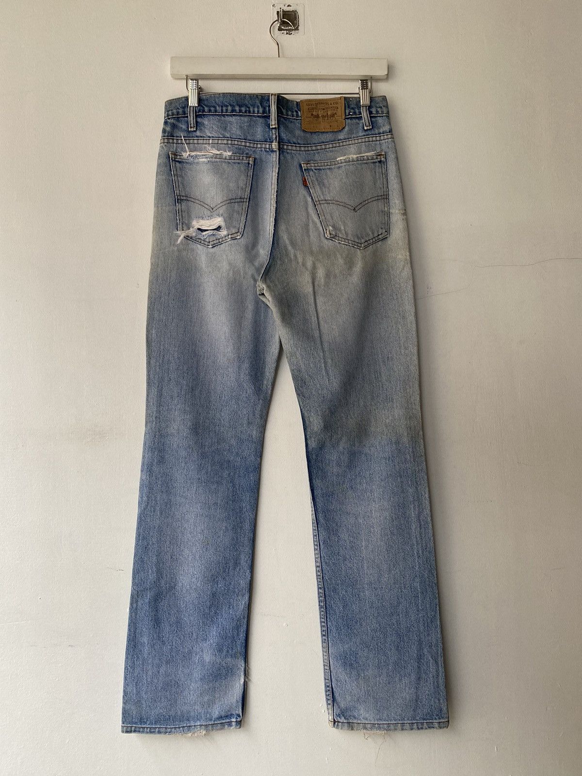 Levi's DISTRESSED 1980s Levi’s 517 Bootcut Washed Blue Jeans Size US 33 - 7 Thumbnail