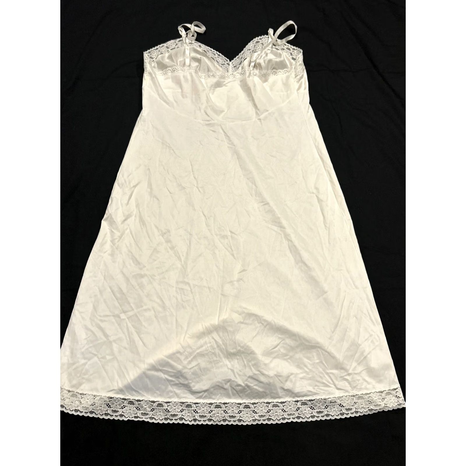 Vintage VINTAGE Vanity Fair Nylon Dress Slip Midi Length White 36 Womens 1960s Eveningwear A46 Size XS / US 0-2 / IT 36-38 - 3 Thumbnail