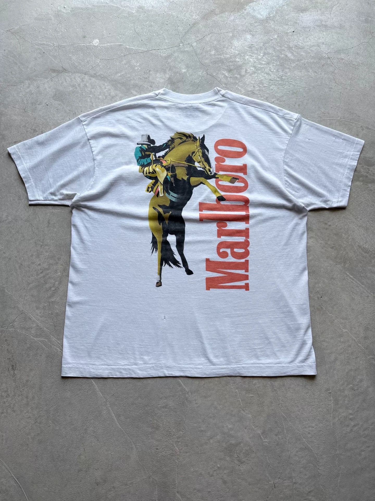 Vintage Vintage 90s Marlboro Cowboy Graphic Tee Size US XL / EU 56 / 4 - 1 Thumbnail