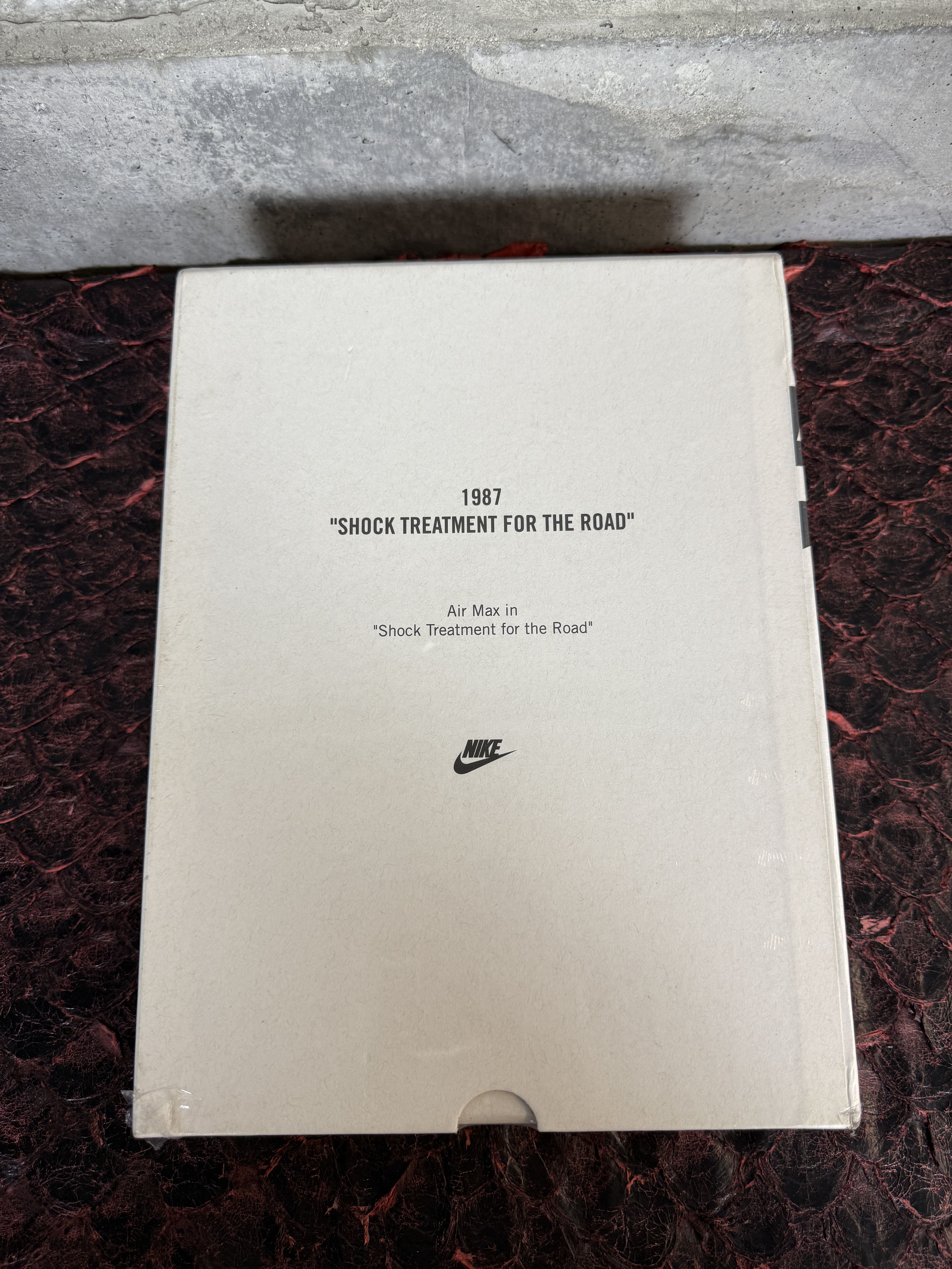 Nike 282/325 Limited Nike Vintage Ad 1987 Shock Treatment Puzzle Size ONE SIZE - 4 Thumbnail