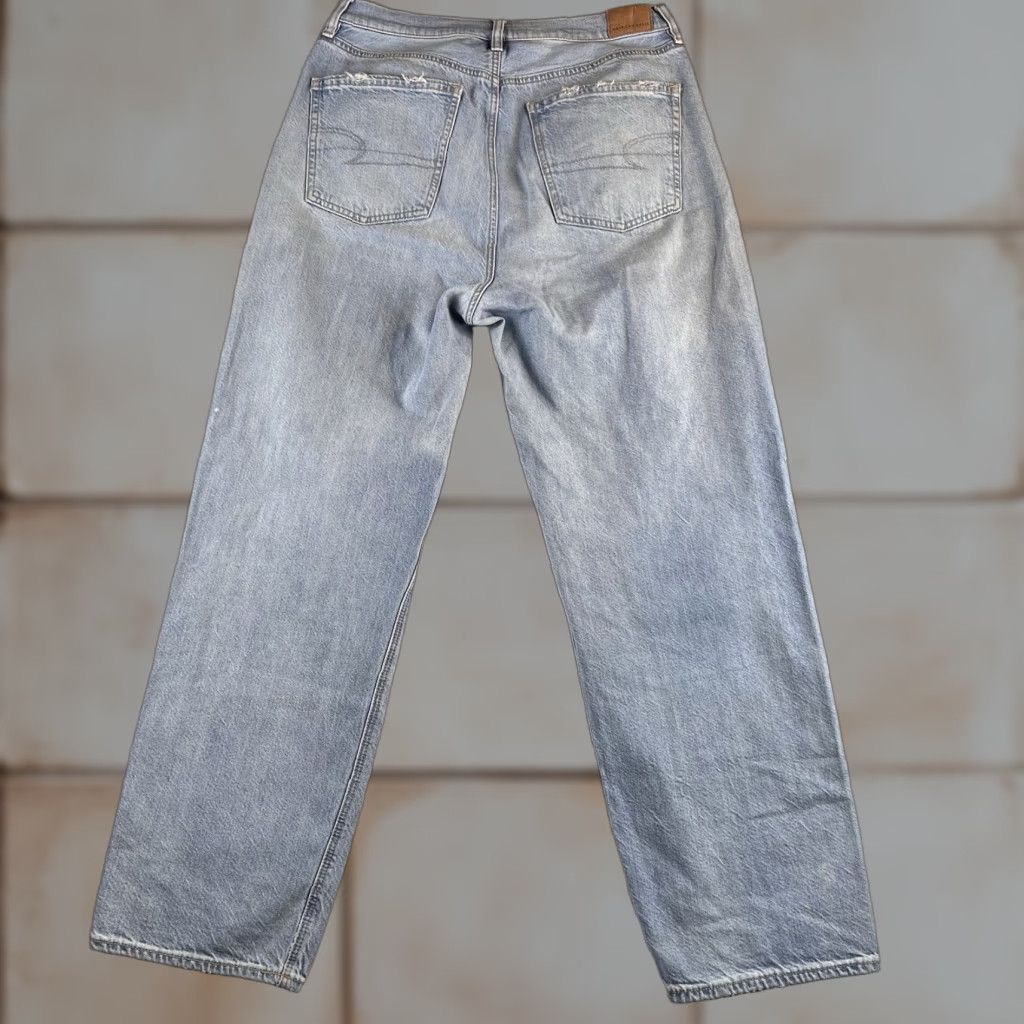 American Eagle Outfitters American Eagle Outfitters Jeans Baggy Distressed Light Wash 12 Women Wide-Leg Grunge Streetwear 30x28 Inflation? Size 34" / US 12 / IT 48 - 1 Thumbnail