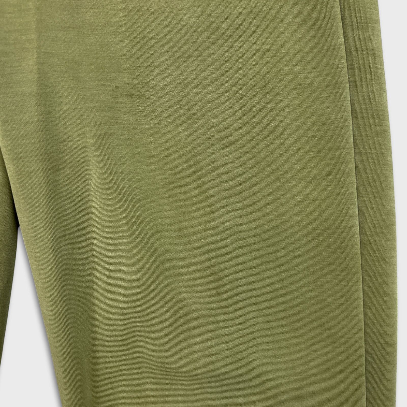 Lululemon Lululemon Softstreme Relaxed High-Rise Pant Taper Leg Jogger Size 26" / US 2 / IT 38 - 5 Thumbnail