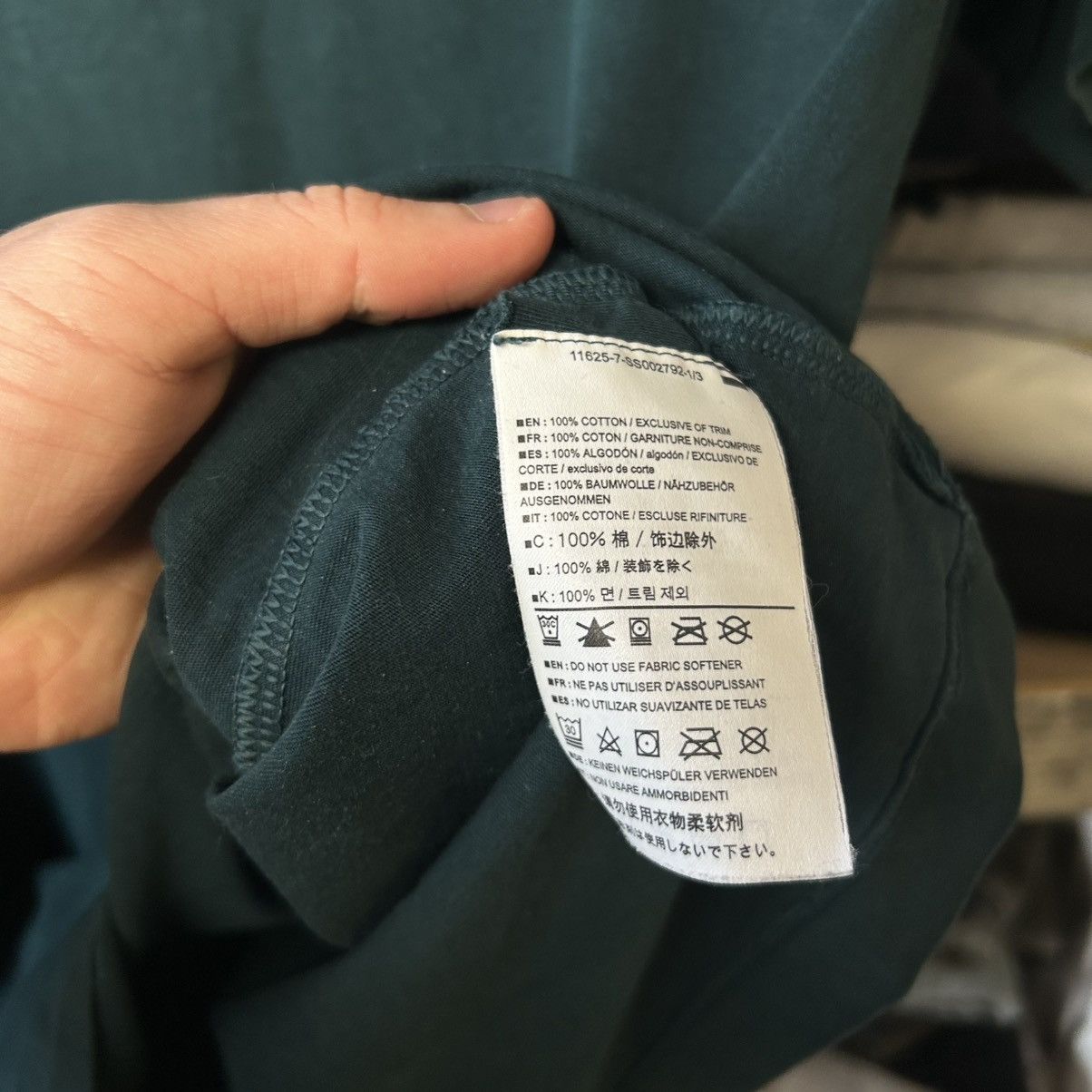 Arc'teryx Mens Arcteryx Small Logo Basic Streetwear outdoor tee Size US S / EU 44-46 / 1 - 7 Thumbnail