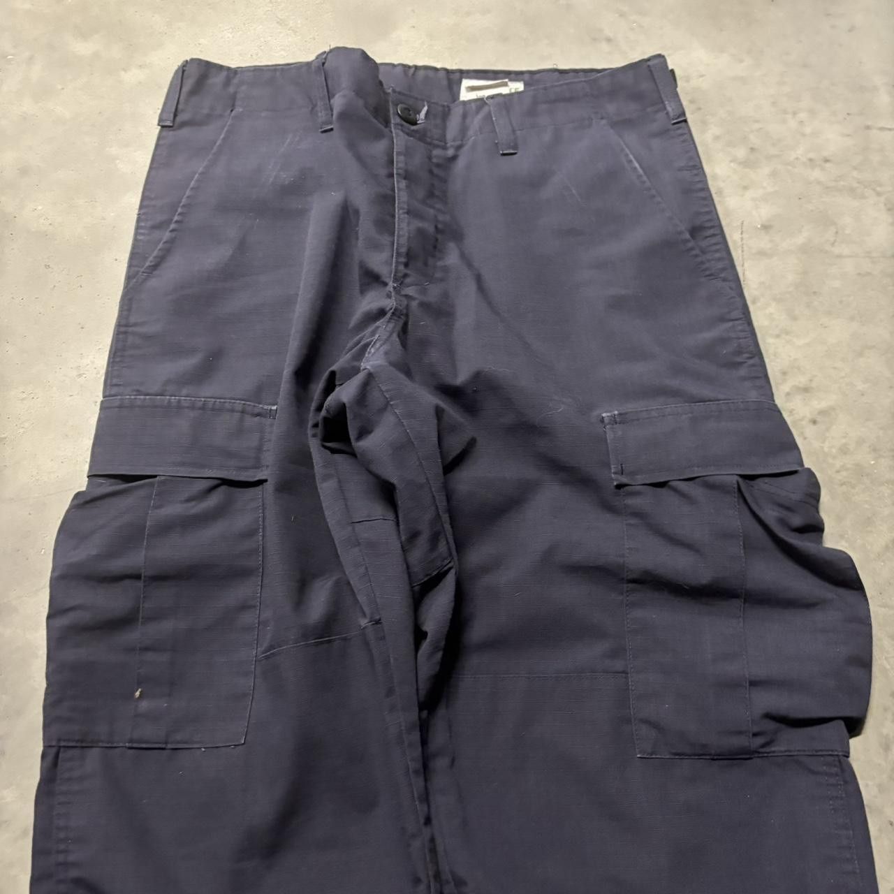 Japanese Brand × Vintage Crazy Vintage Y2K/2000s Baggy Navy Blue Skater Cargo Pants! Size US 33 - 5 Thumbnail