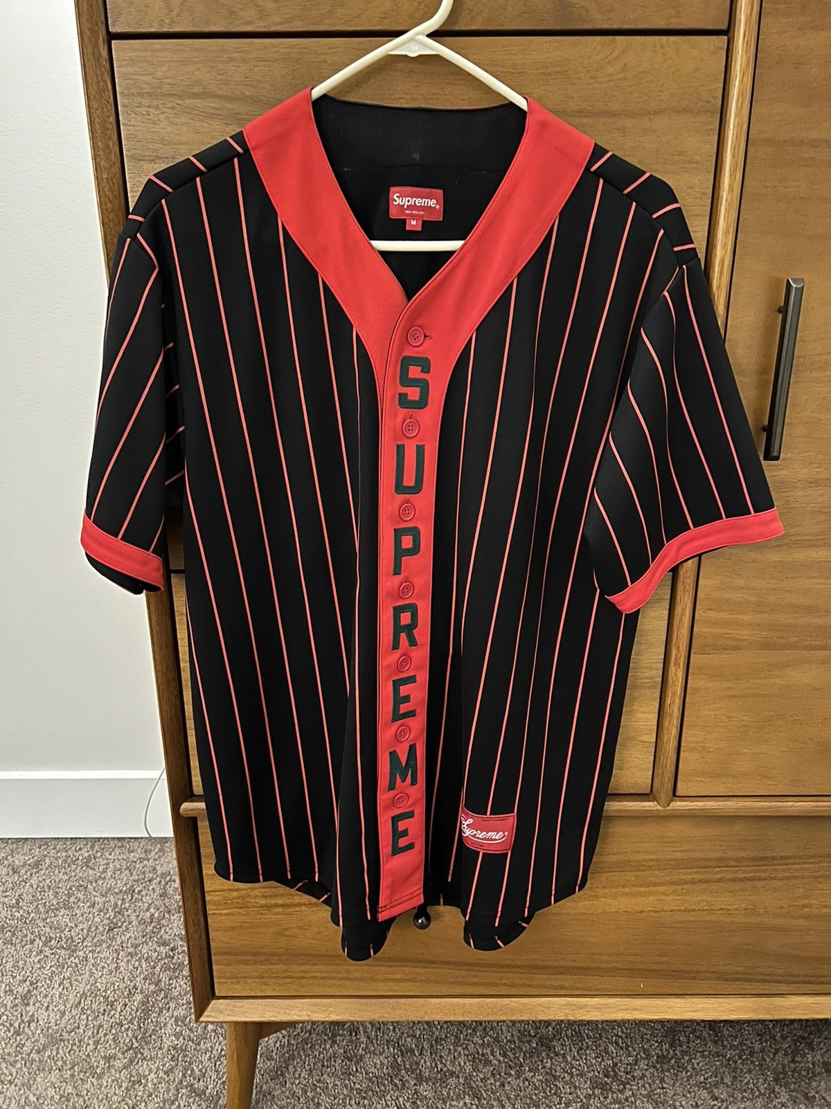 Supreme Supreme vertical logo baseball jersey FW18 medium | Grailed