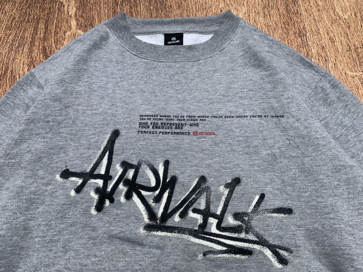Airwalk × Vintage Vintage 90s Airwalk Big Logo Sweatshirt Size US L / EU 52-54 / 3 - 2 Thumbnail