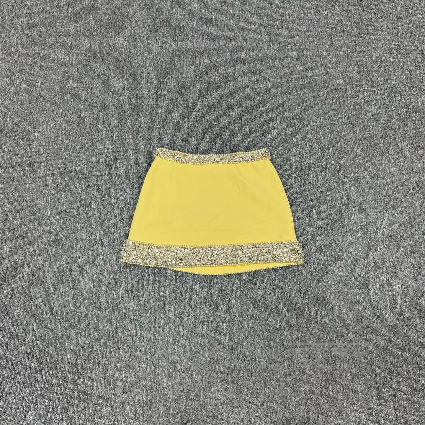 Miu Miu miu miu Milk yellow, heavy-duty, pearl and water diamond, Size S / US 4 / IT 40 - 3 Thumbnail