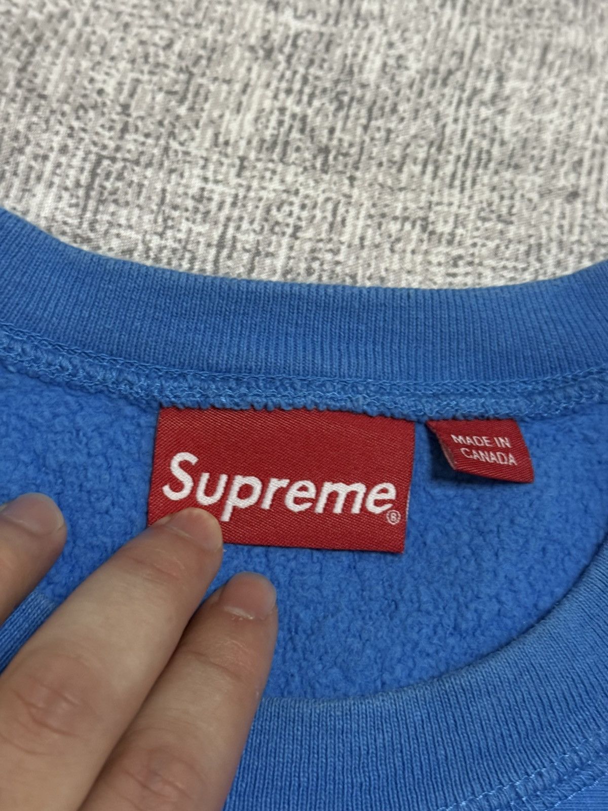 Supreme Supreme fw18 bright royal box logo crewneck Size US M / EU 48-50 / 2 - 4 Thumbnail