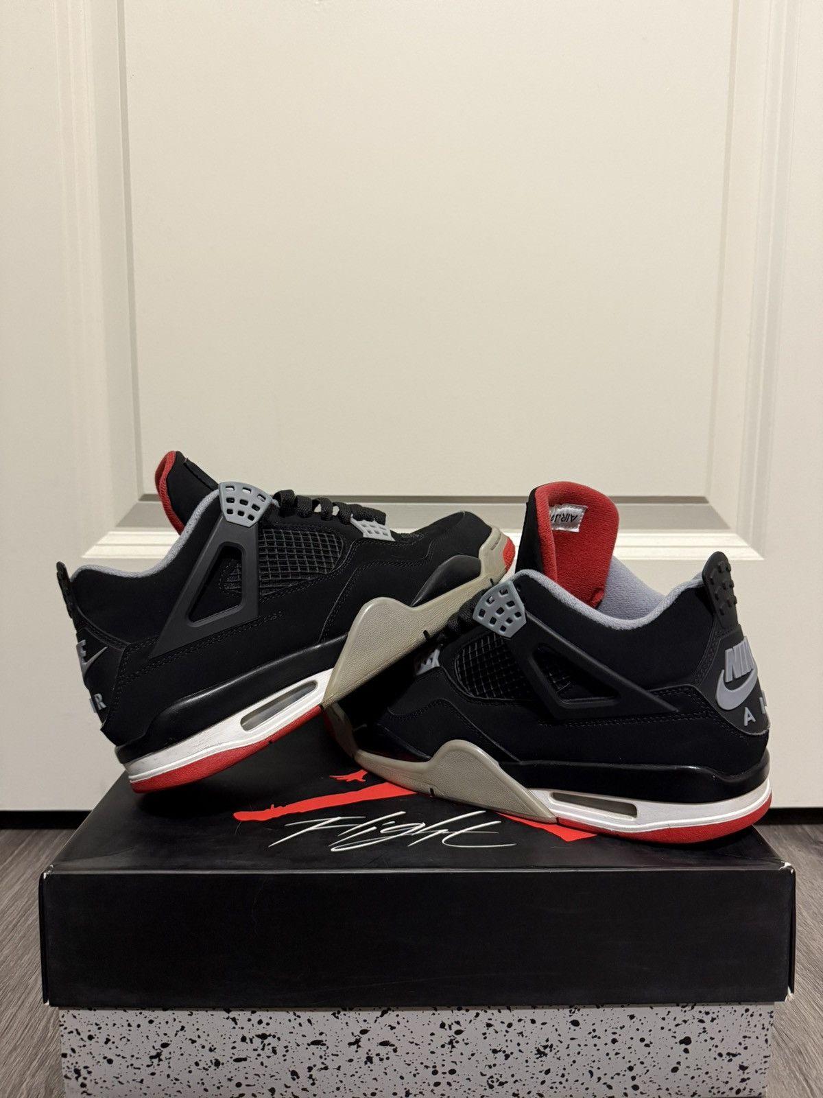 Jordan 4 Retro OG ‘Bred’ (2019)