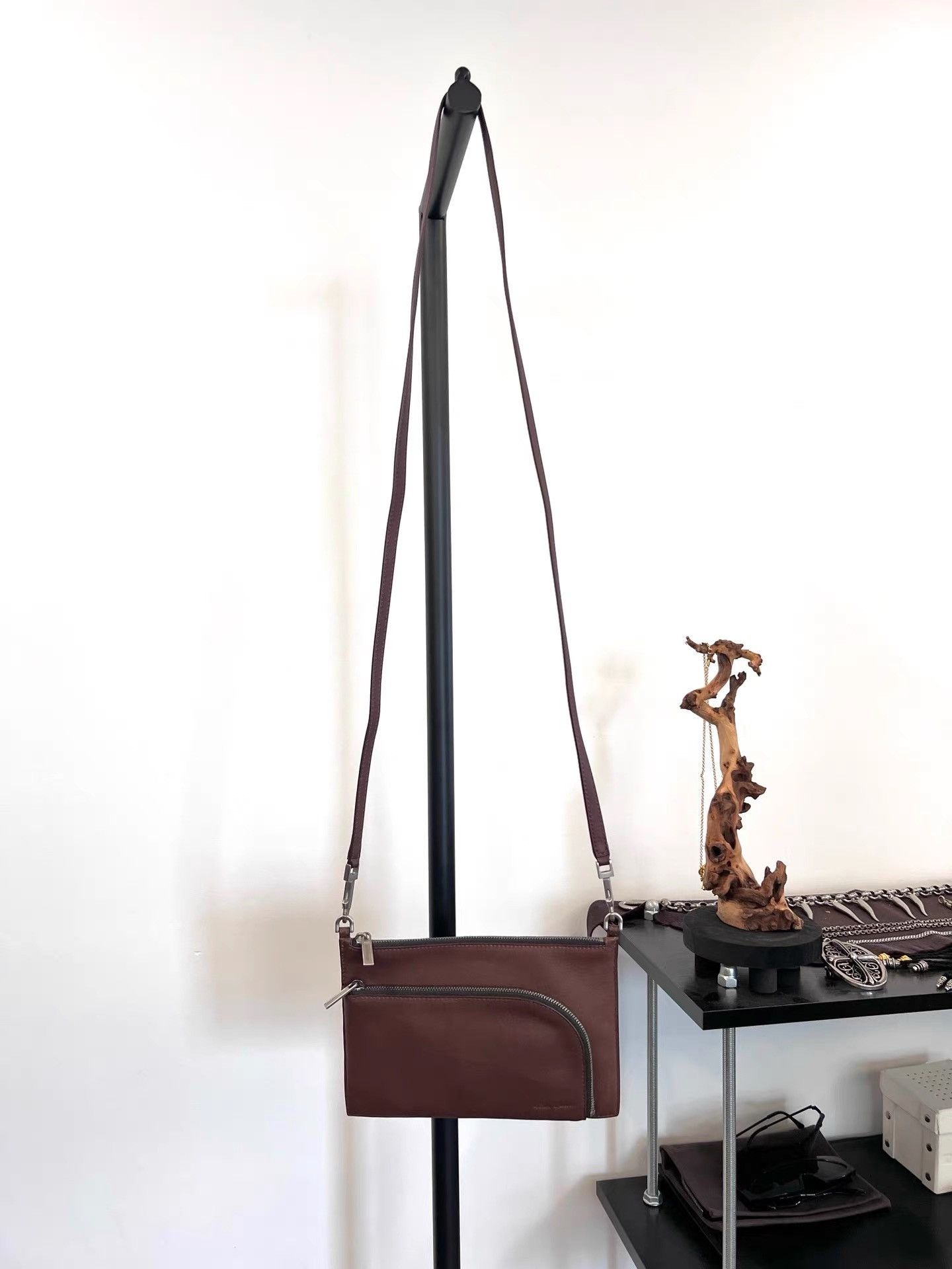 Rick Owens Rick Owens Mainline Oxblood Cowhide Crossbody K35 Size ONE SIZE - 9 Thumbnail