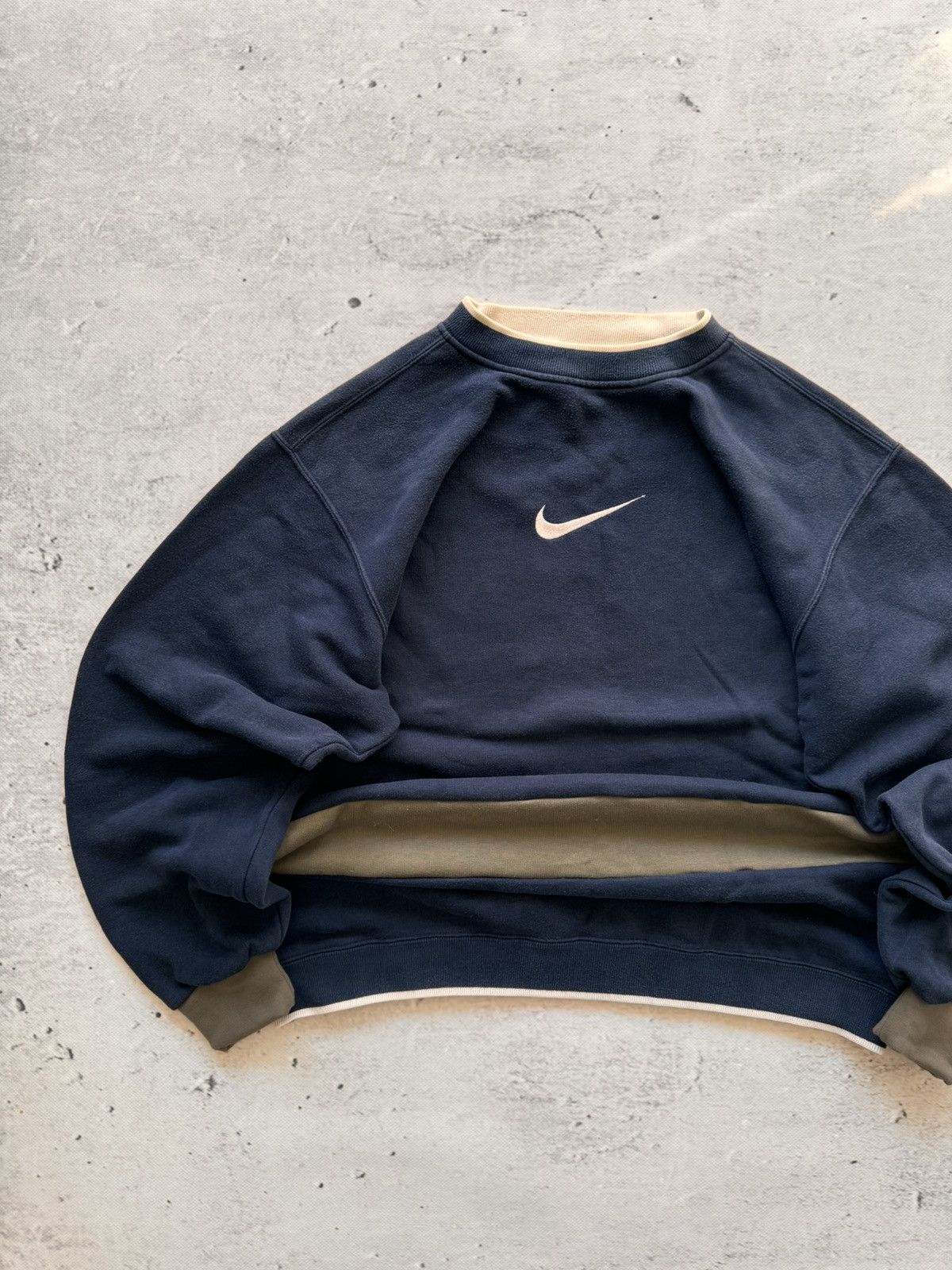 Nike × Vintage NIKE VINTAGE CENTER LOGO OVERSIZE BOXY SWEATSHIRT Size US M / EU 48-50 / 2 - 2 Thumbnail