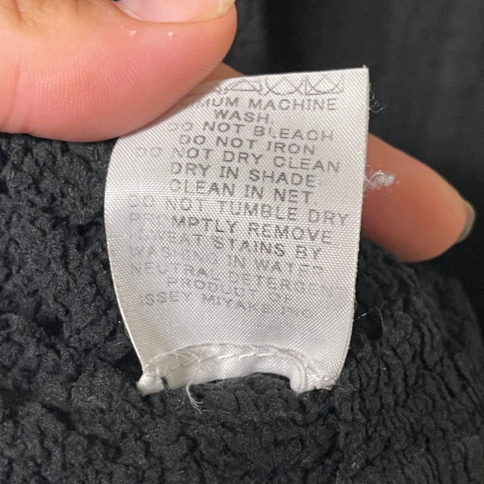Issey Miyake ME ISSEY MIYAKE Homme Black Full Zip popcorn hoodie OS Size US M / EU 48-50 / 2 - 6 Thumbnail