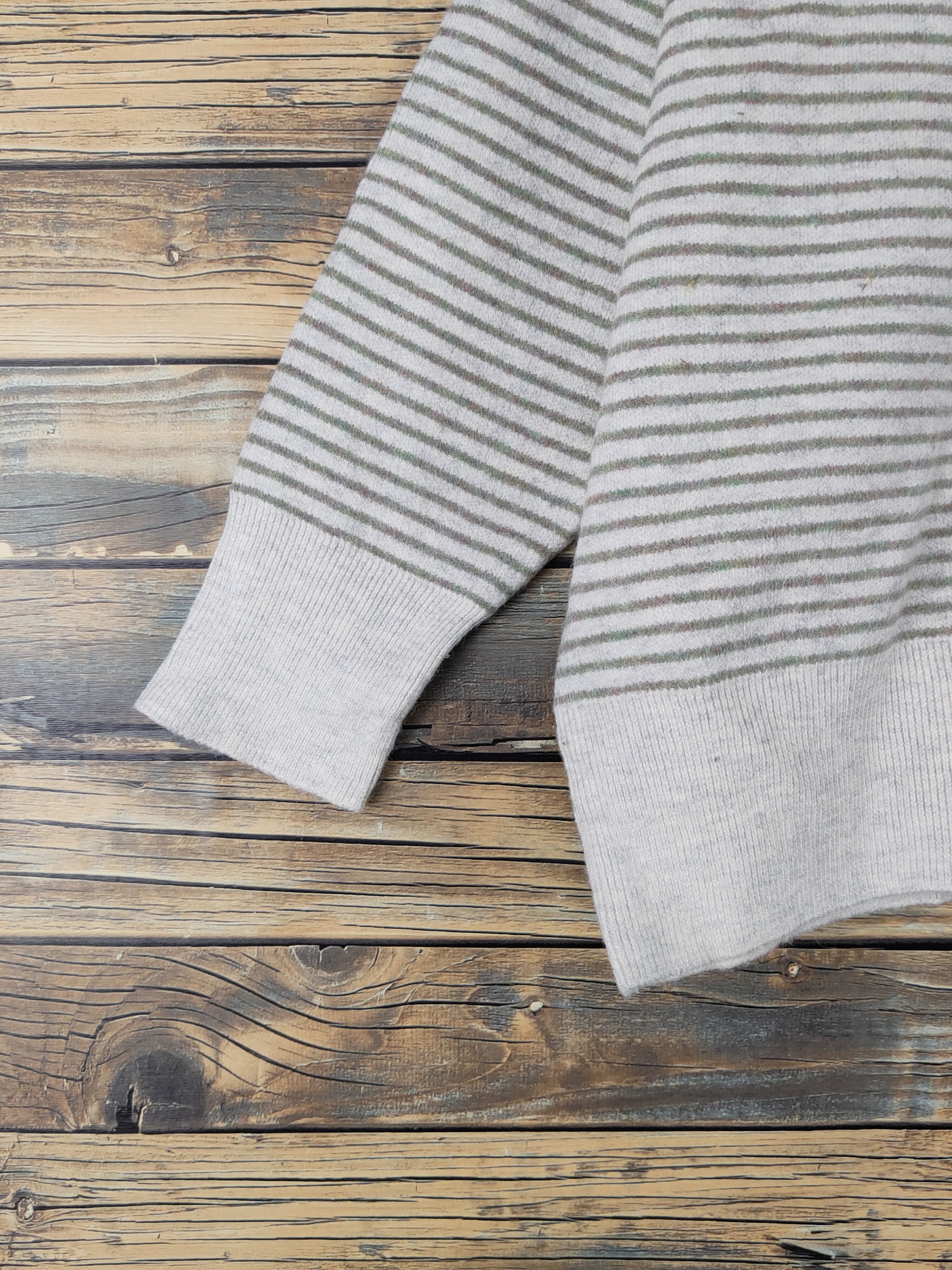 Cookies × Homespun Knitwear × Japanese Brand Japanese Brand Ivory Green knitwear Sweatshirts #W1686 Size L / US 10 / IT 46 - 4 Thumbnail