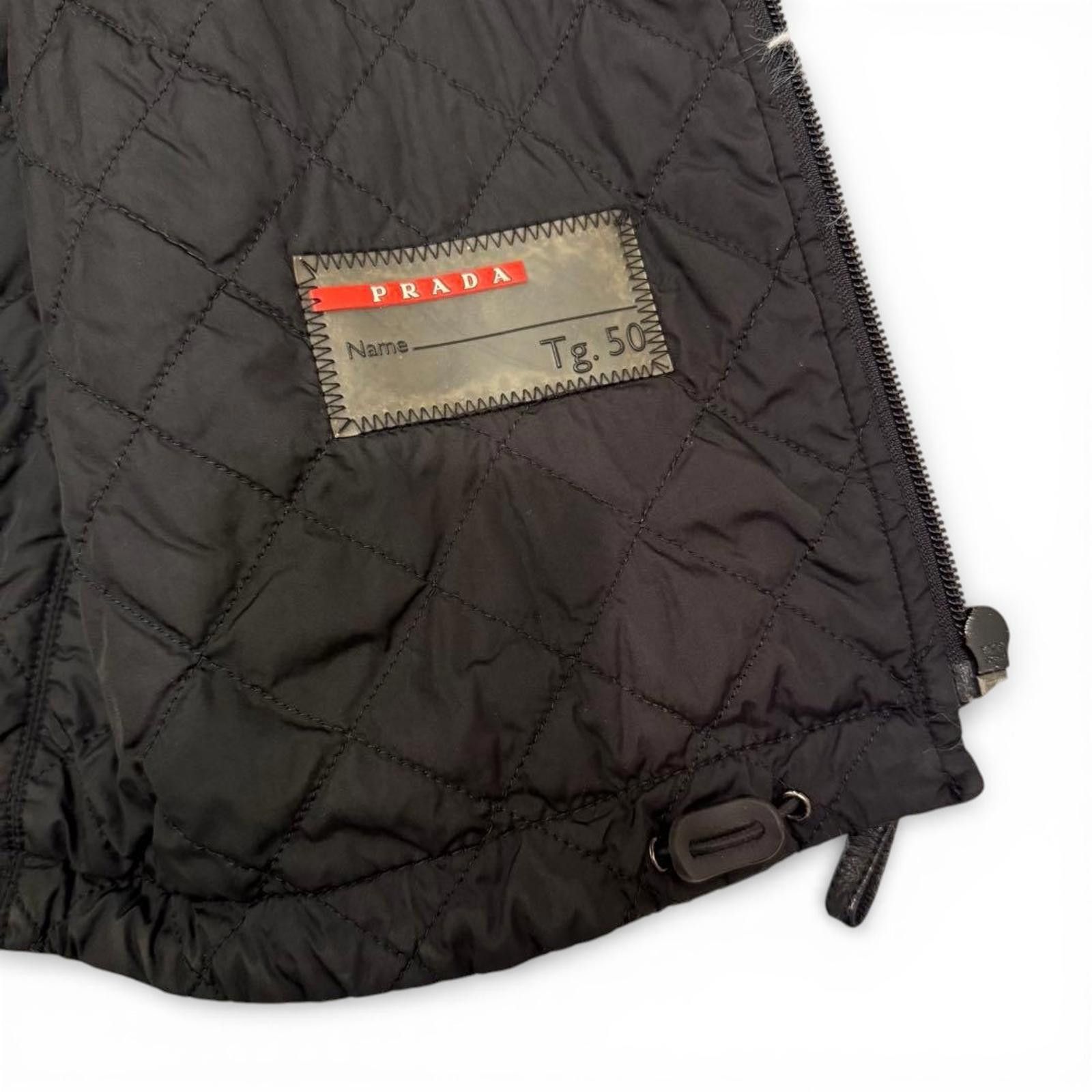 Prada Prada - Men's Black Quilted Hooded Vest Size 50 Size US M / EU 48-50 / 2 - 3 Thumbnail