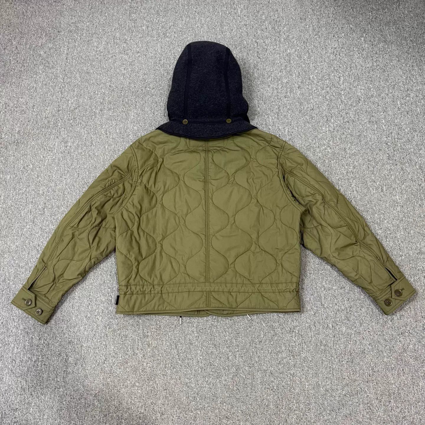 Burberry Burberry military green hooded jacket 46 99 new Size US S / EU 44-46 / 1 - 2 Thumbnail