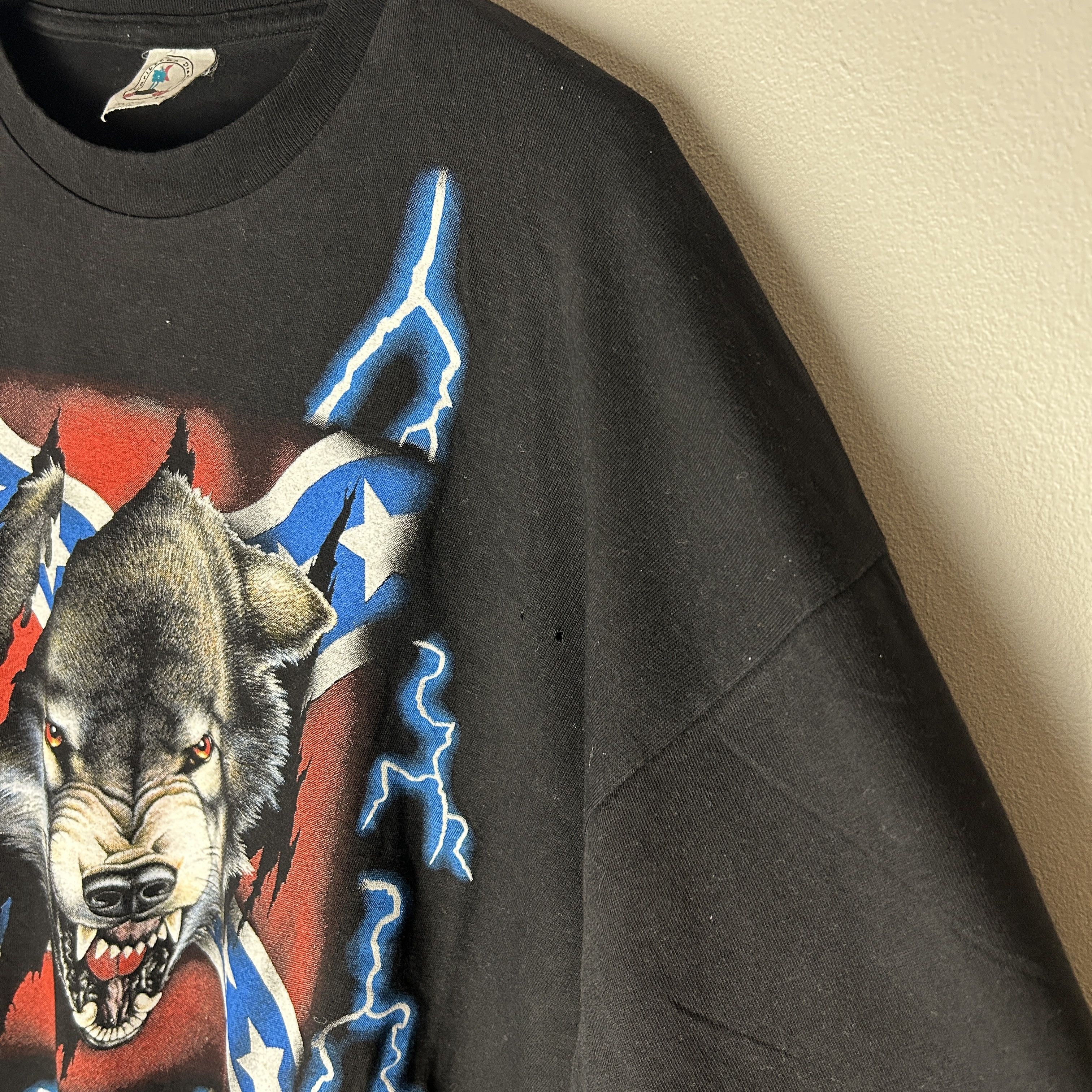 Vintage Vintage USA Thunder Wolf T-shirt Size US XXL / EU 58 / 5 - 8 Thumbnail