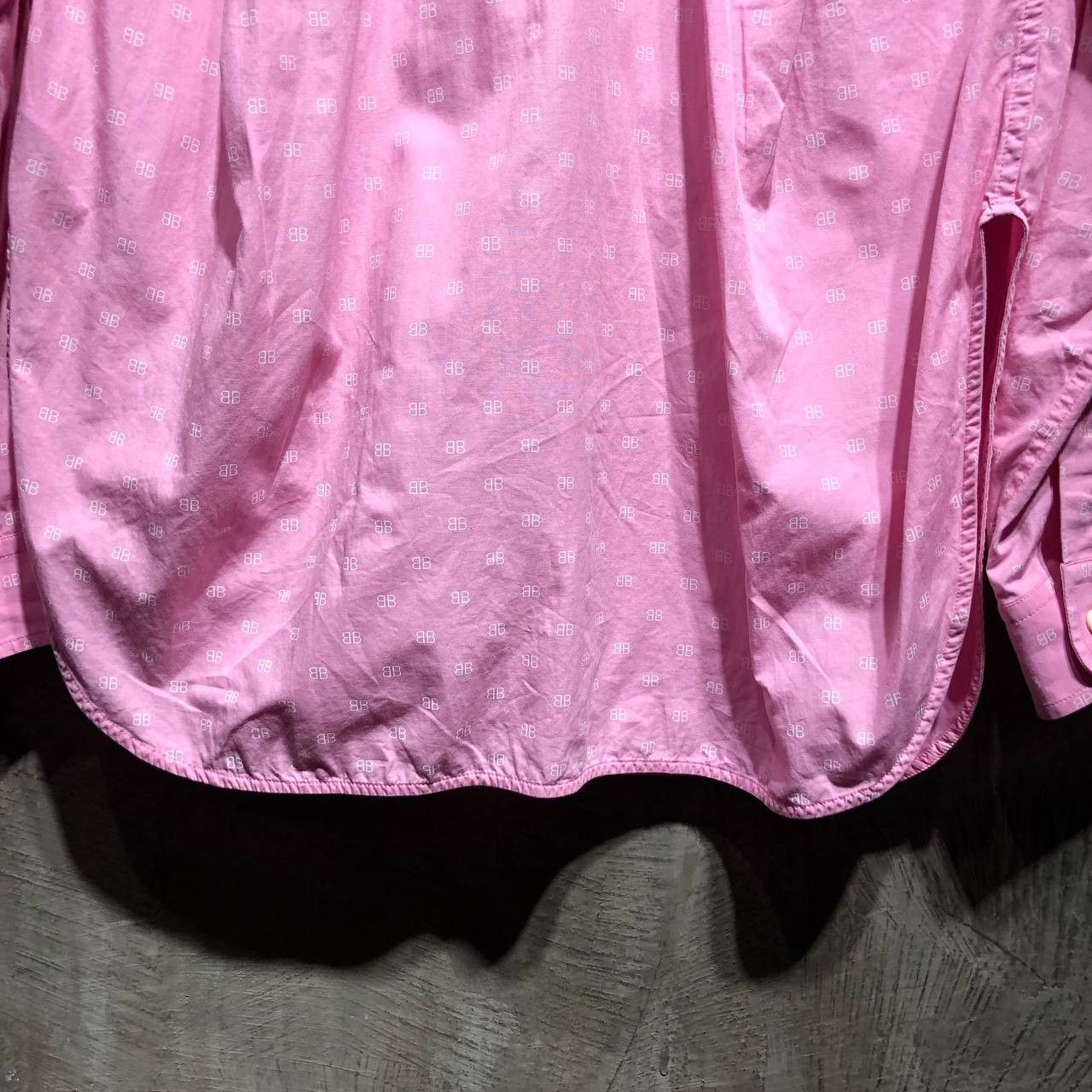 Balenciaga Balenciaga BB logo all over print poplin shirt Size L / US 10 / IT 46 - 12 Thumbnail