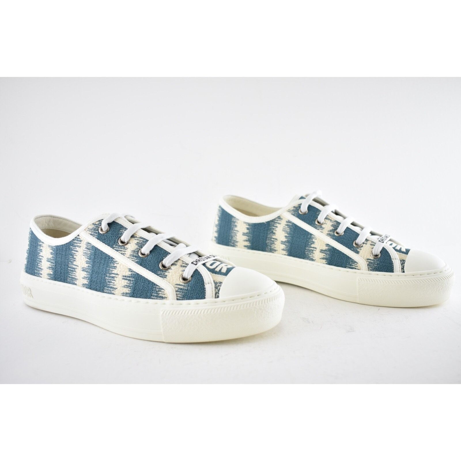 Dior Dior Walk'N'Dior Blue White D Stripes Low Top Sneaker 39 Size US 9 / IT 39 - 3 Thumbnail