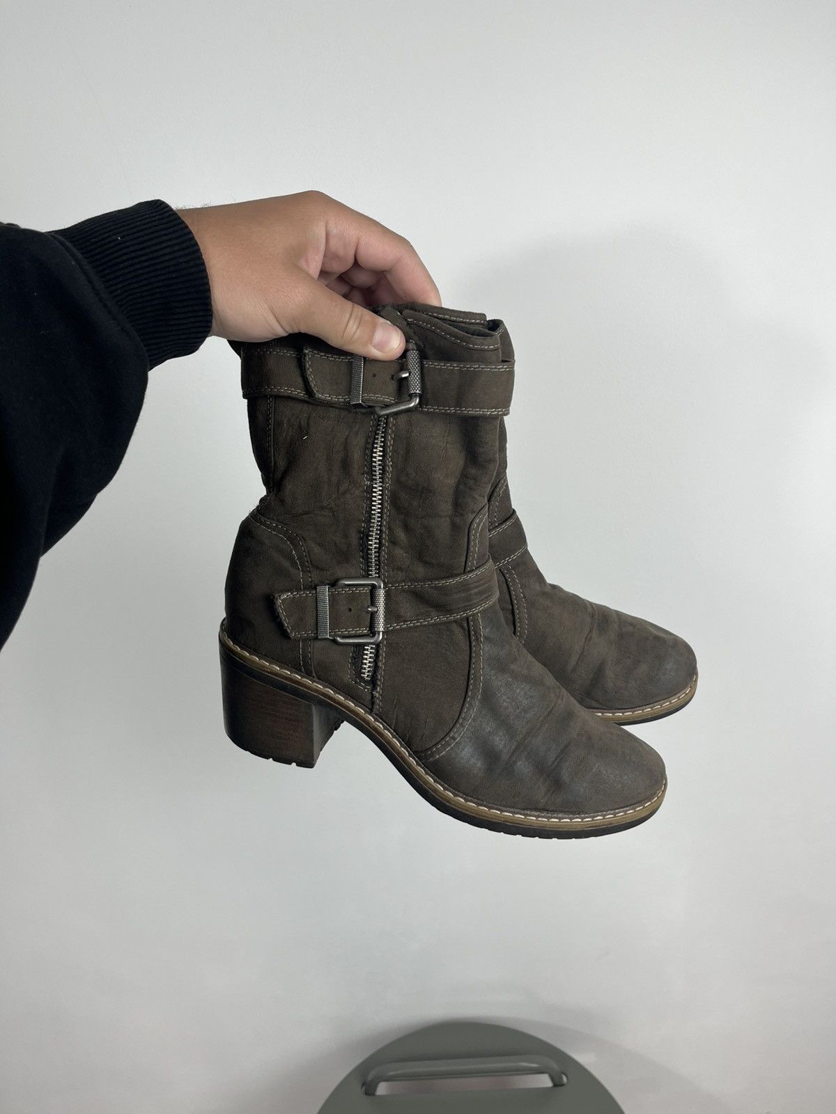 Japanese Brand × Vintage Avant-Garde Chunky Heeled Leather Biker Boots with Straps Size US 10 / IT 40 - 1 Thumbnail