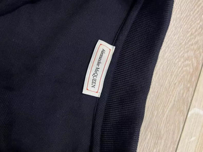 Alexander McQueen Alexander McQUEEN A black polo shirt with a special embroid Size US XL / EU 56 / 4 - 3 Thumbnail