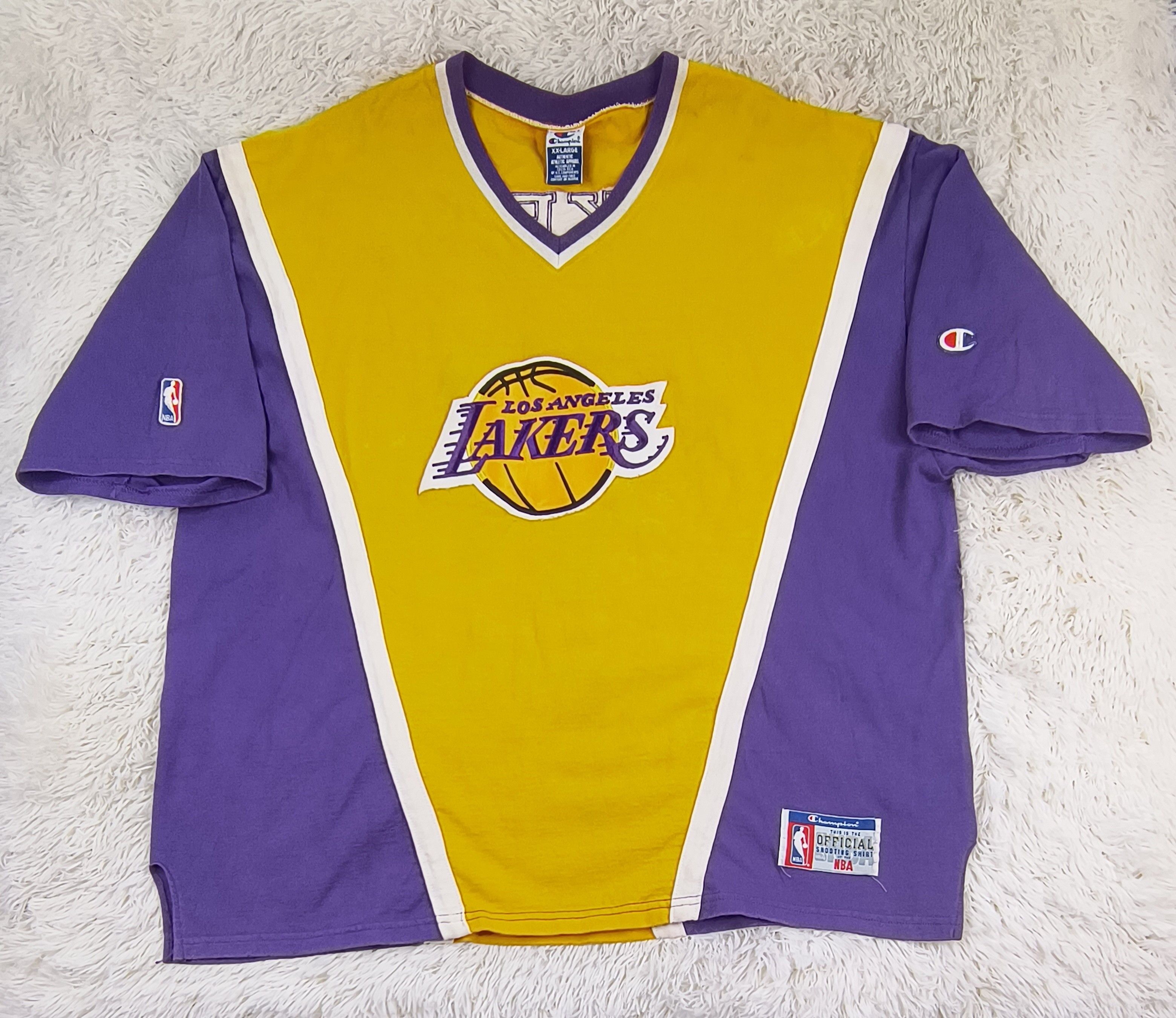 Champion Vintage L.A. Lakers warm up shooting 90s jersey Size US XXL / EU 58 / 5 - 1 Thumbnail