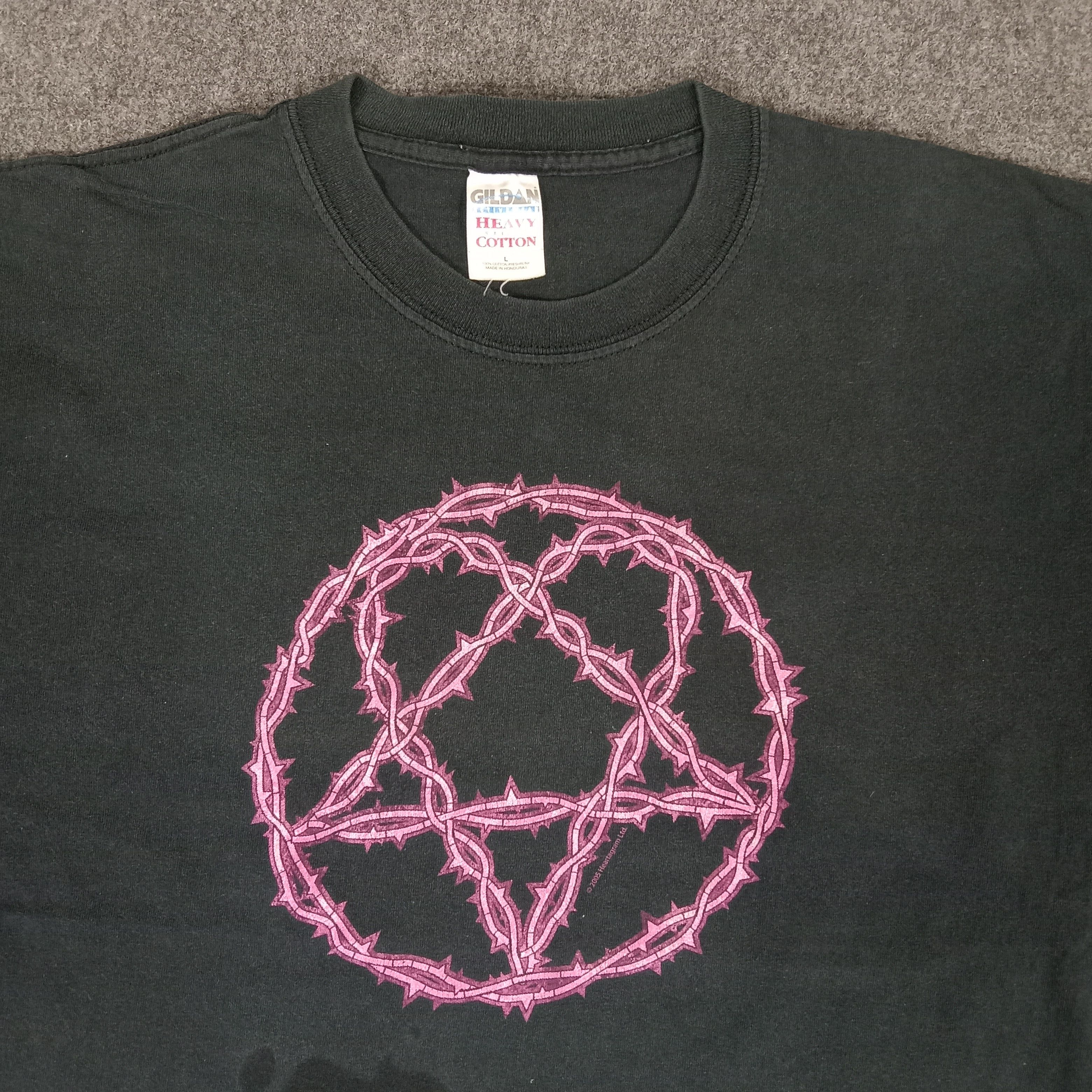 Band Tees × Vintage HIM American US Tour 2004 Rock Band Tshirt Size US L / EU 52-54 / 3 - 5 Thumbnail