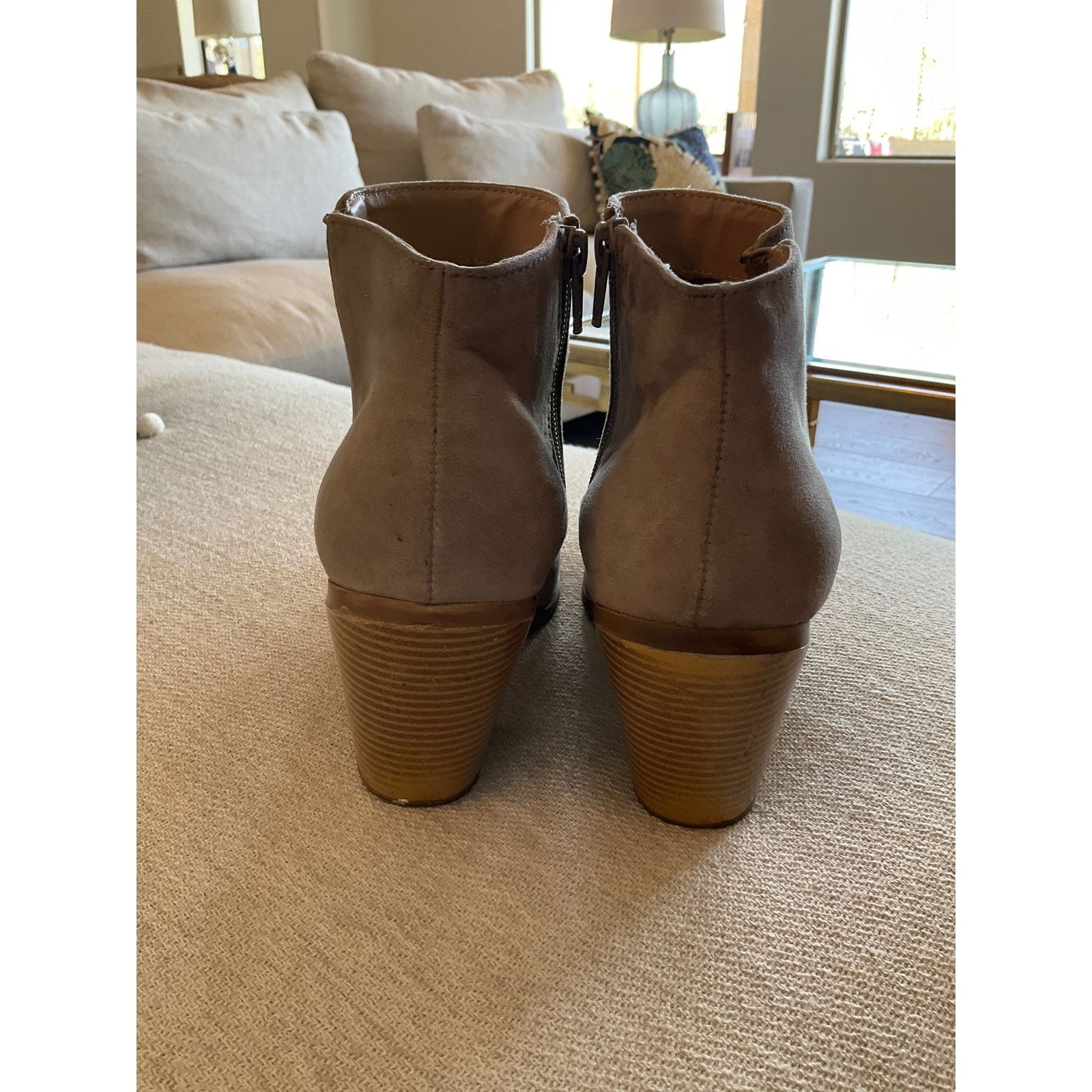 Banana Republic Womens’ Banana Republic booties, 9 Size US 9 / IT 39 - 4 Thumbnail