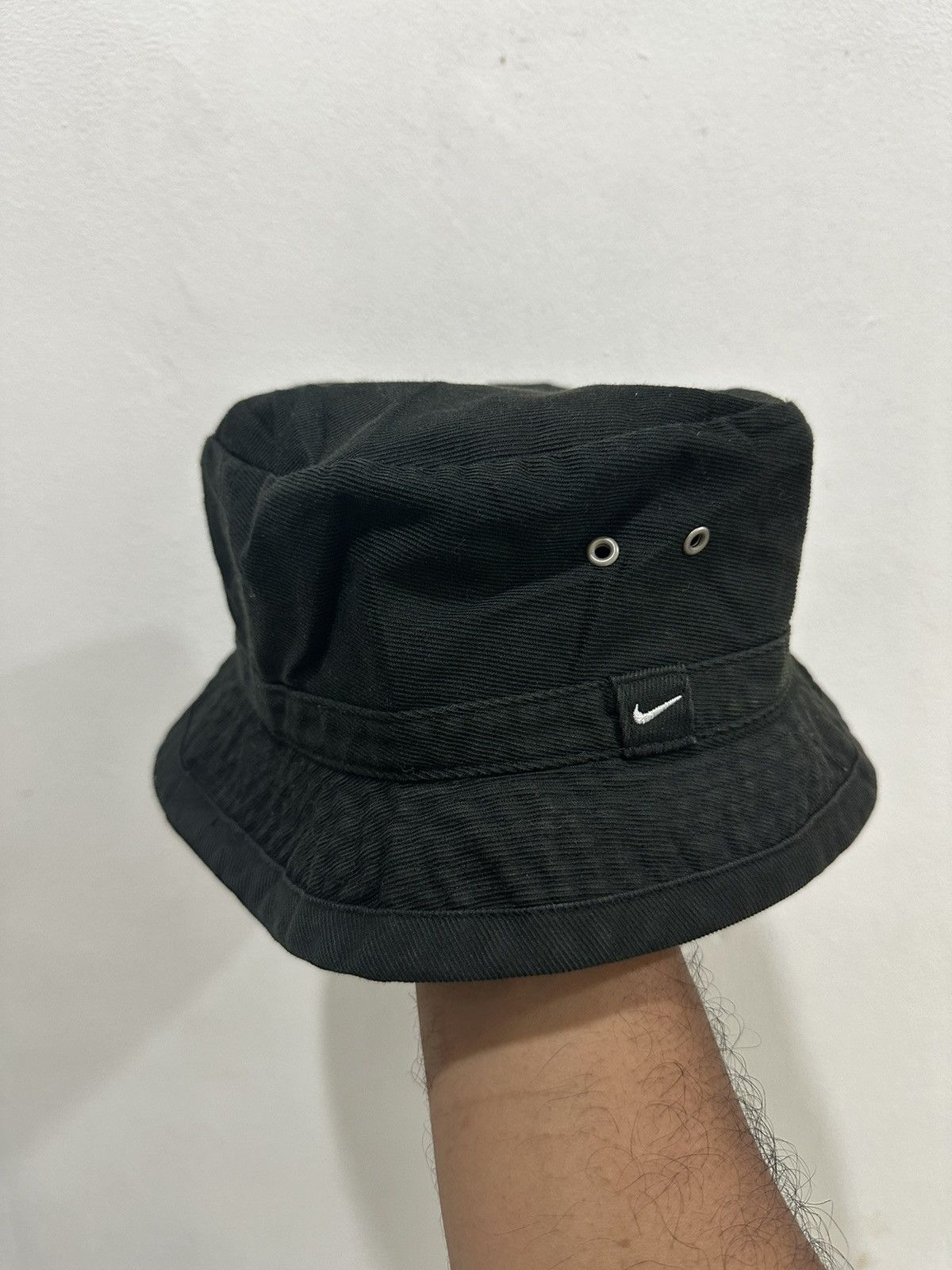 Nike VTG Nike Tigerwoods Logo Bucket Hat Size ONE SIZE - 3 Thumbnail