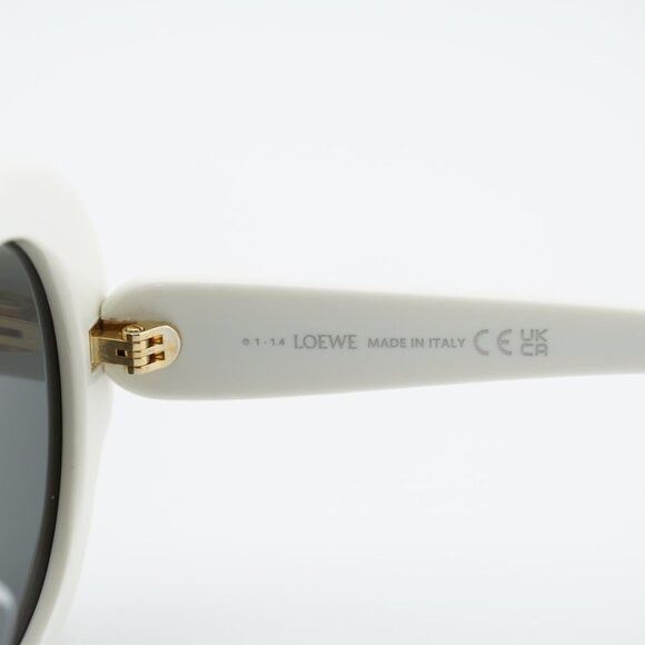 Loewe Loewe LW40135F 25A Sunglasses White Round Frame, Grey Lenses Size ONE SIZE - 7 Thumbnail