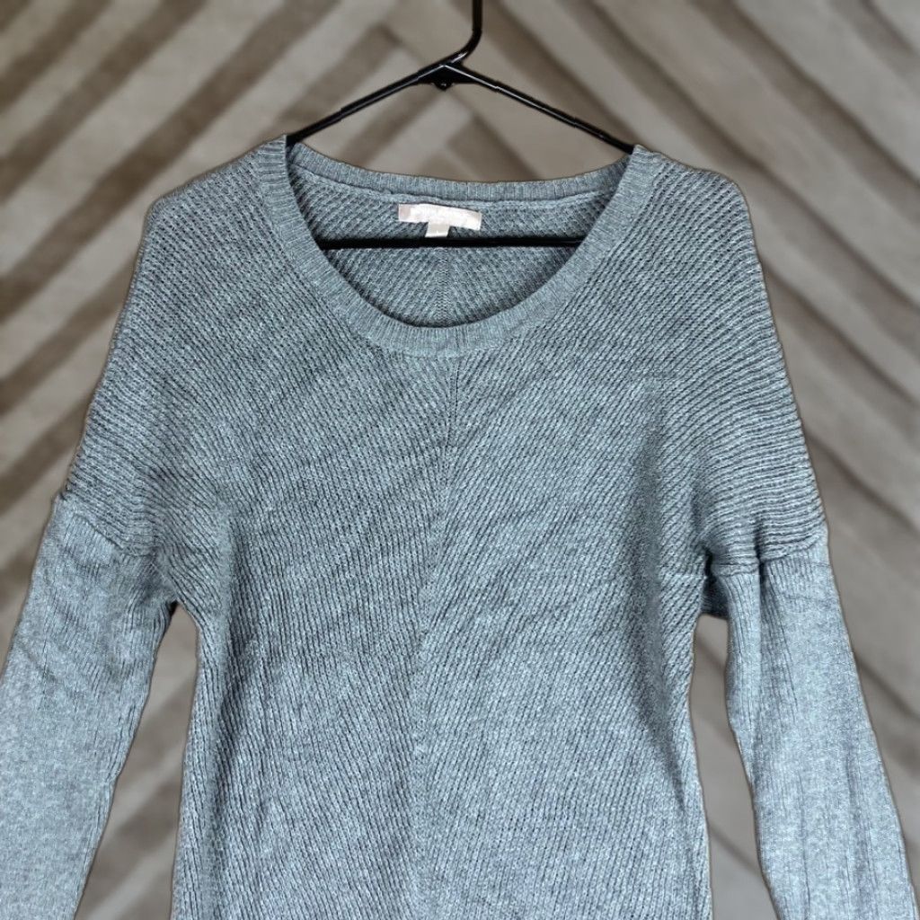 Banana Republic Banana Republic Womens Sweater Gray Round Neck Long Sleeve S Knit Pullover Casual Workwear Professional Minimalist 90s? Size S / US 4 / IT 40 - 1 Thumbnail