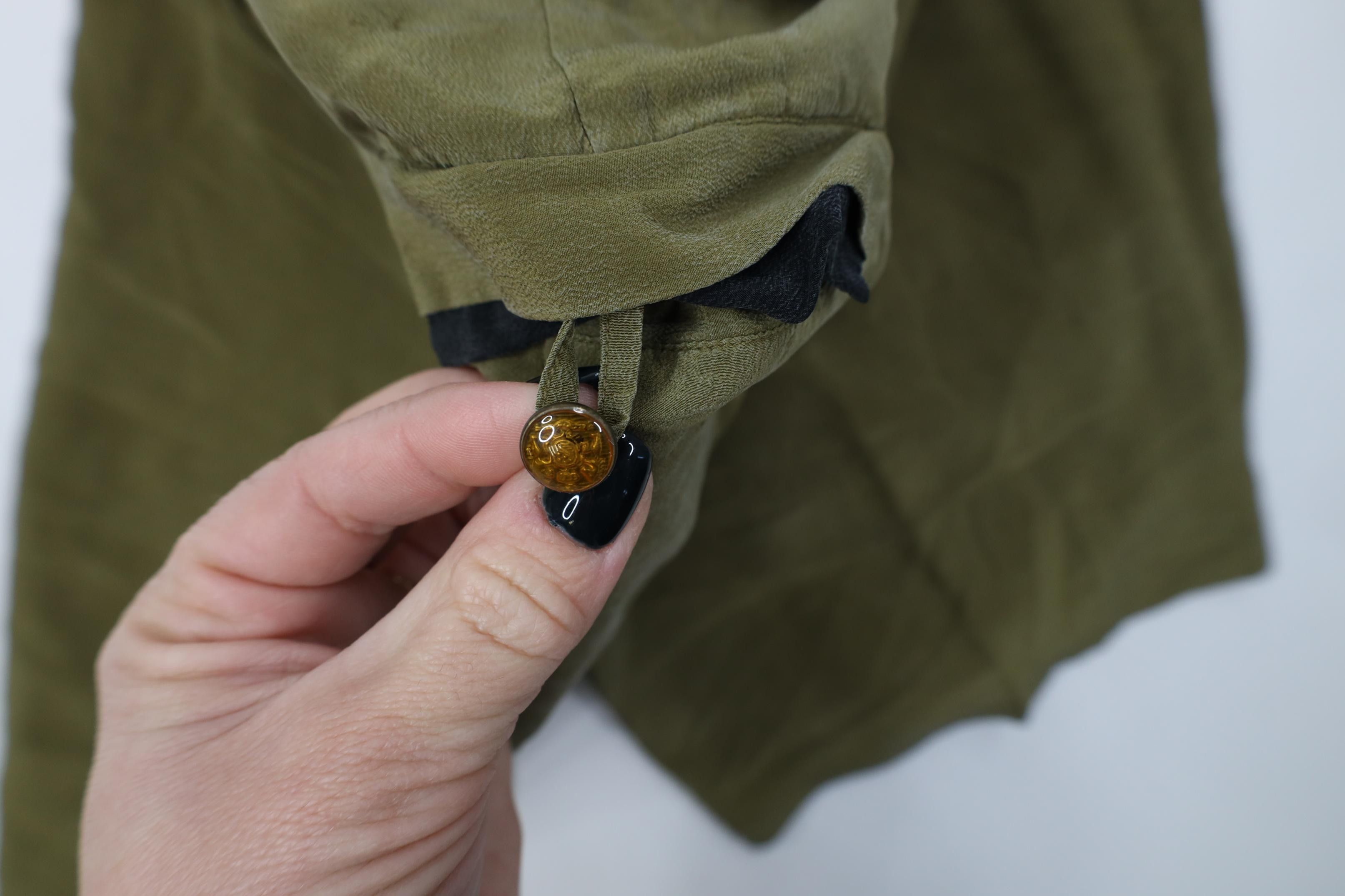 Vintage Vintage 90s Streetwear Above Knee Silk Pleated Shorts Green Size US 34 / EU 50 - 15 Thumbnail