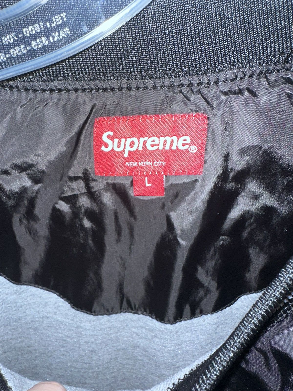 Supreme Supreme Small Box Logo Bomber/Sweatshirt Size US L / EU 52-54 / 3 - 2 Thumbnail