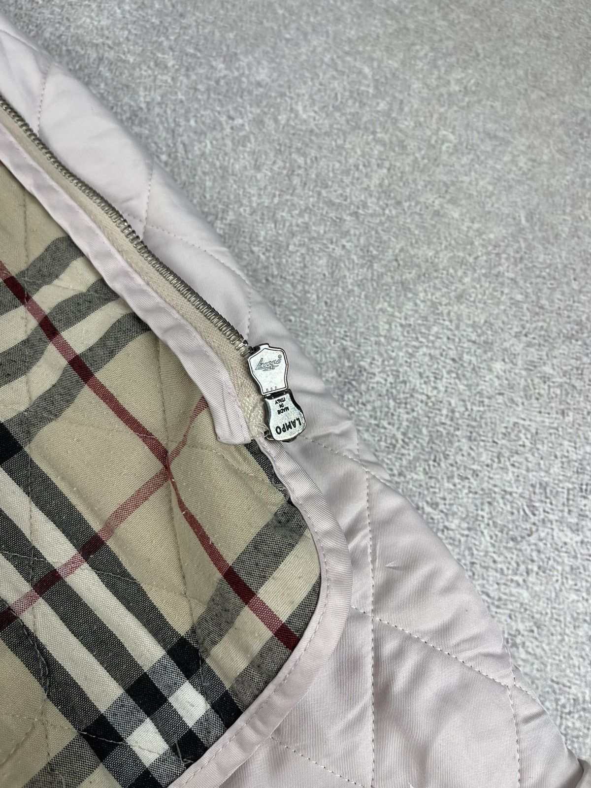 Burberry Vintage Burberry Quilted Zip Jacket Women’s Light Pink Size L / US 10 / IT 46 - 11 Thumbnail