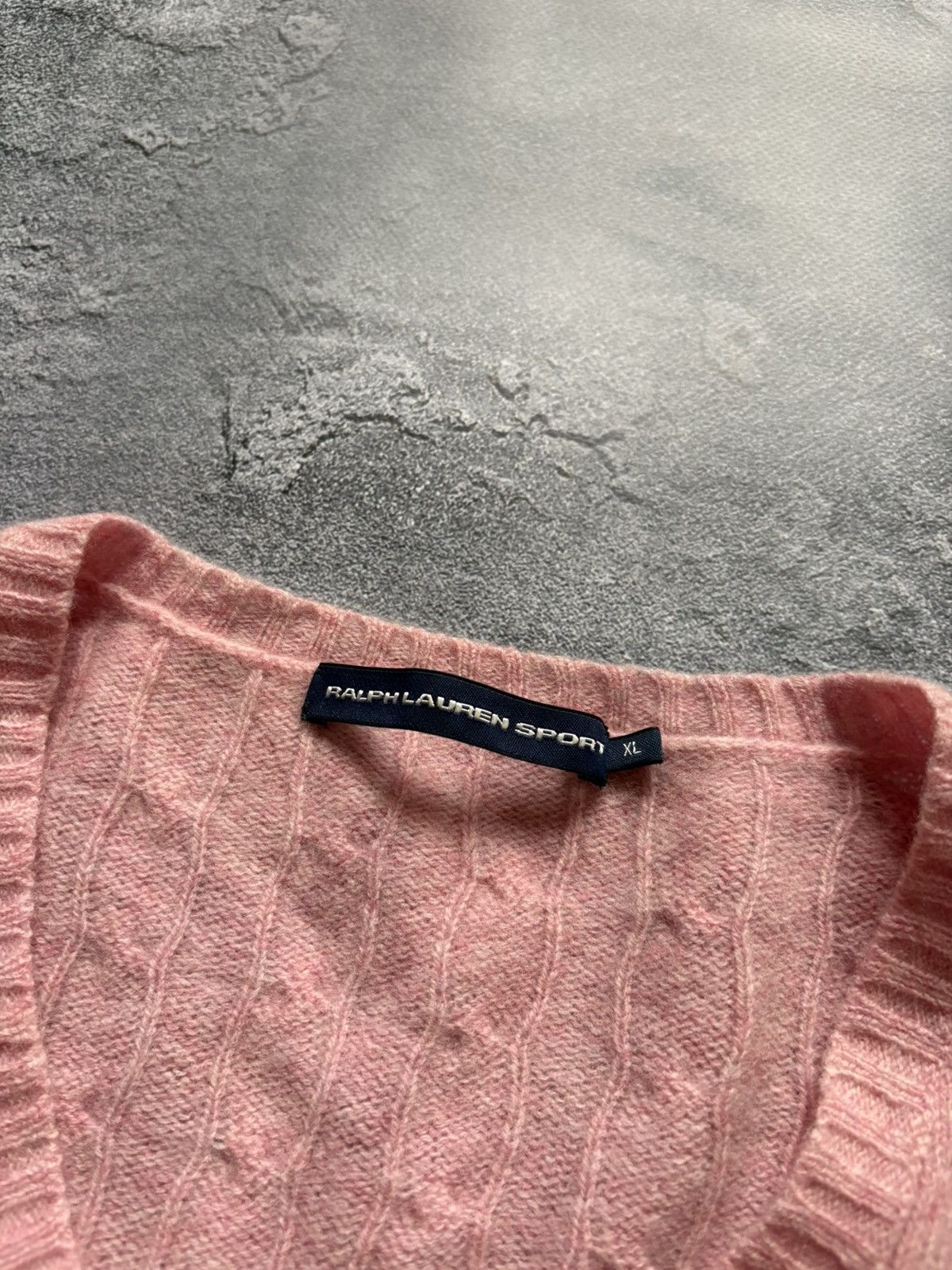 Polo Ralph Lauren Vintage Polo Ralph Lauren V-Neck Wool Pink Knitted Sweater Size XL / US 12-14 / IT 48-50 - 6 Thumbnail