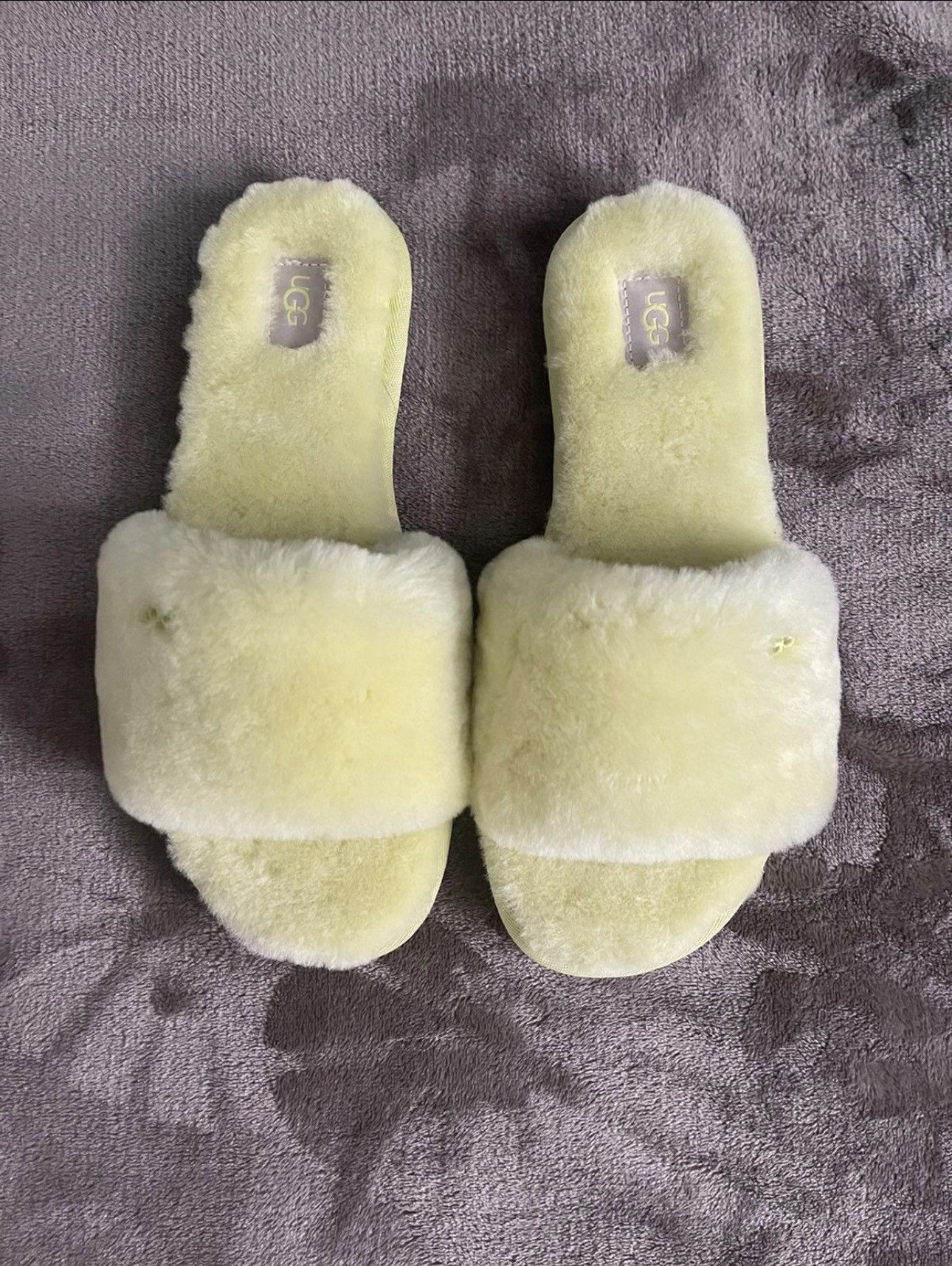 Ugg UGG Women's Lemon Sheepskin Slide Slippers Size US 7 / IT 37 - 1 Thumbnail