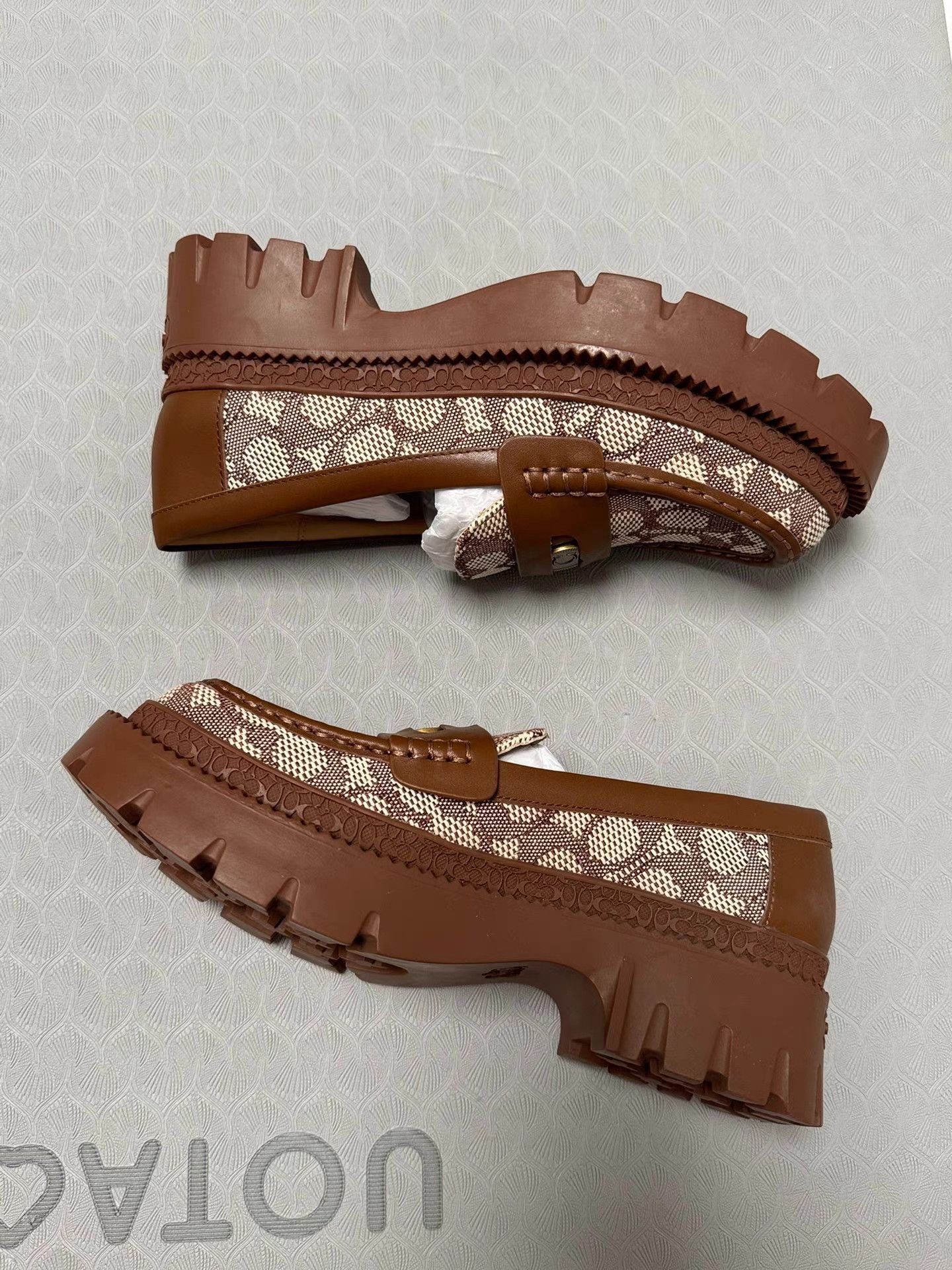 Coach Coach Classic Coin Loafers K6 Size US 8.5 / IT 38.5 - 6 Thumbnail