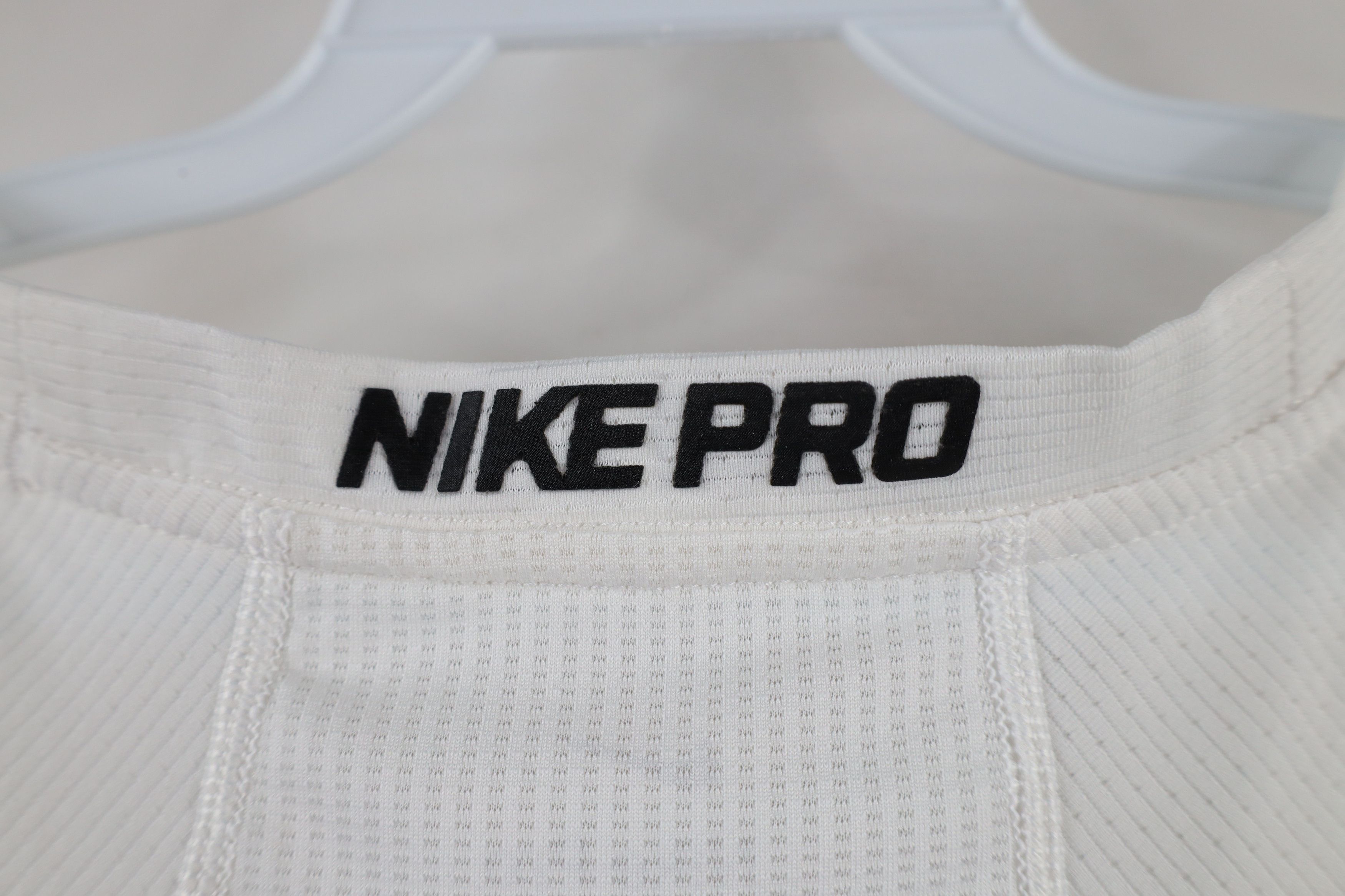 Nike × Vintage Nike Pro Issue Compression Training Tank Top T-Shirt White Size US XL / EU 56 / 4 - 10 Thumbnail