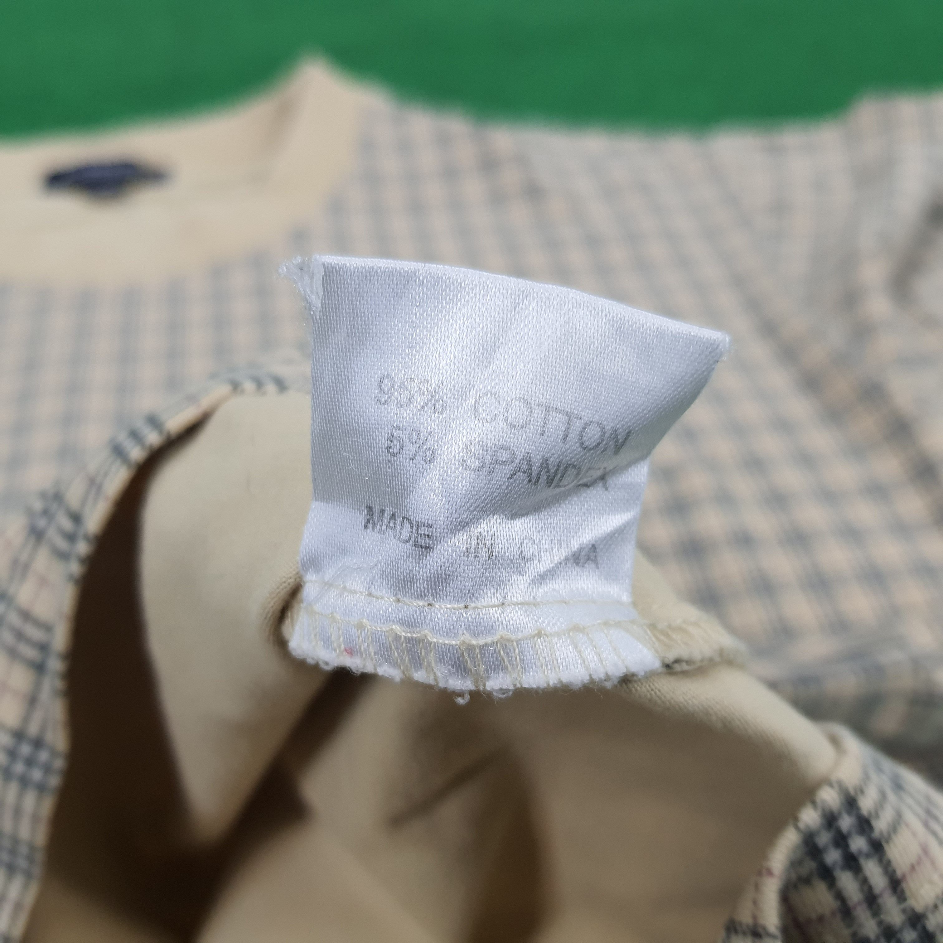 Burberry × Vintage Vintage Burberry London Pocket T-shirt Size US L / EU 52-54 / 3 - 5 Thumbnail