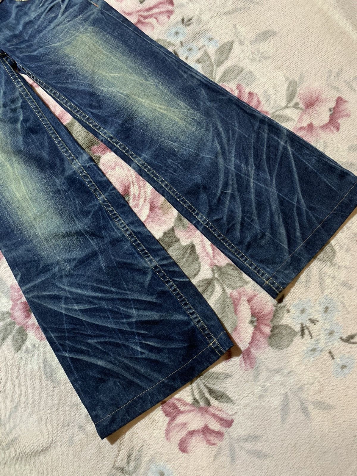 If Six Was Nine Insane 🔥 Yoshitomo nara x lolita jeans floral baggy jeans Size 29" - 7 Thumbnail